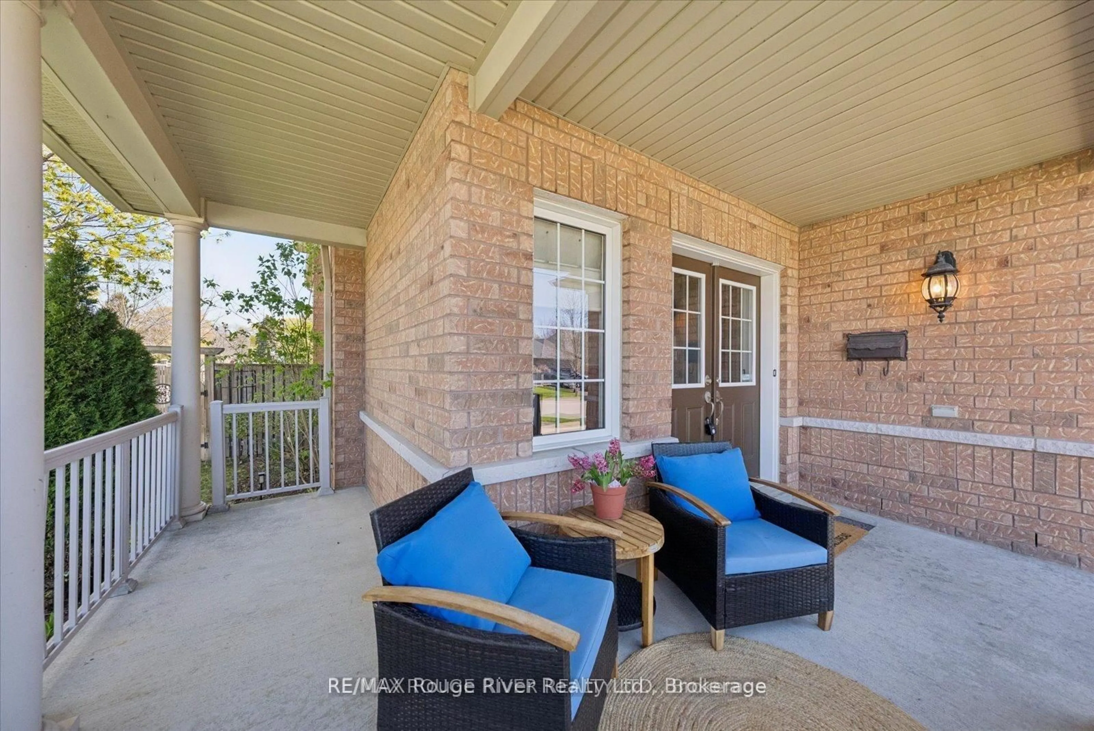 Patio, street for 59 Alfred Shrubb Lane, Clarington Ontario L1C 0B1