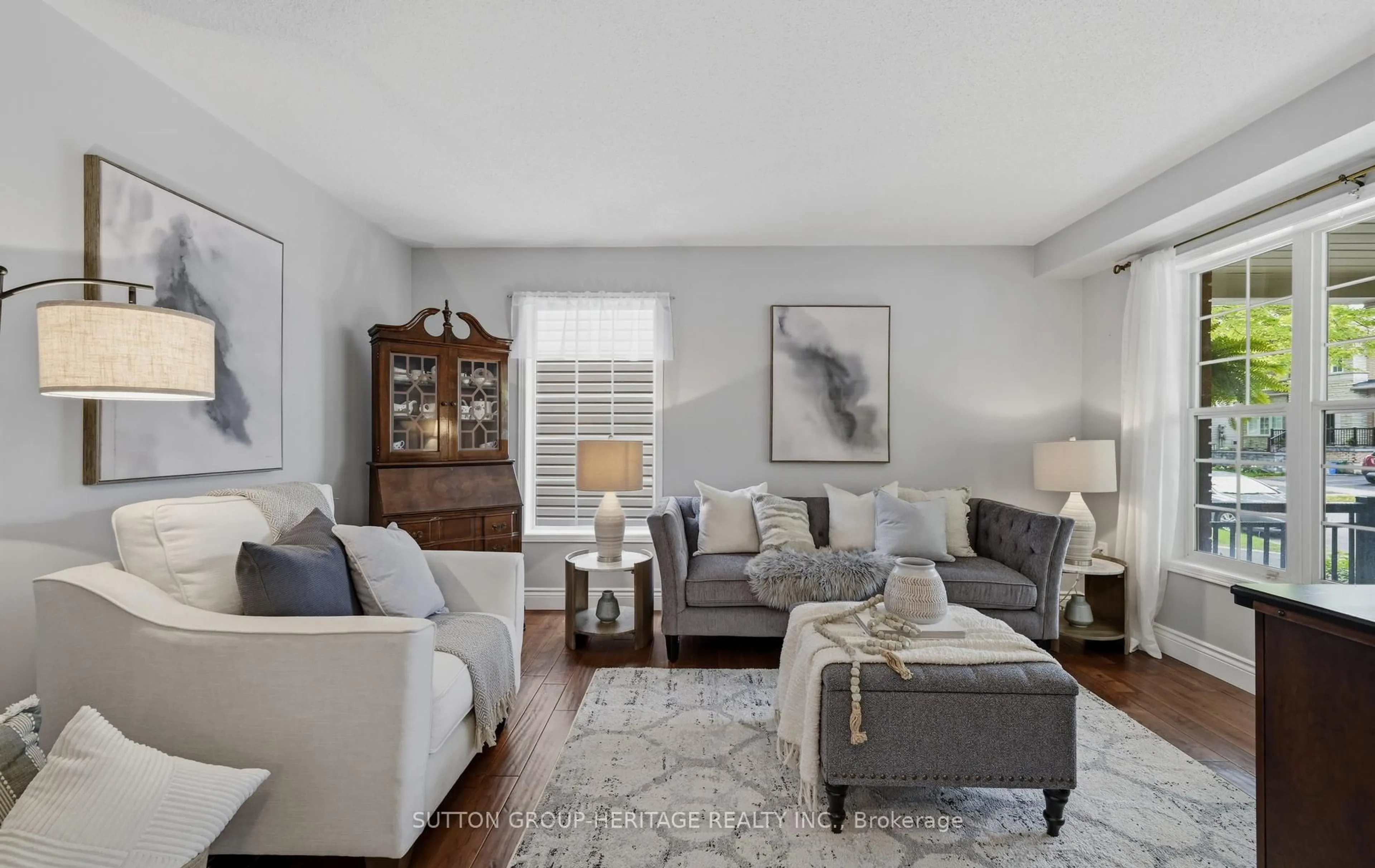 Living room with furniture, unknown for 44 Sabbe Cres, Ajax Ontario L1T 4E3