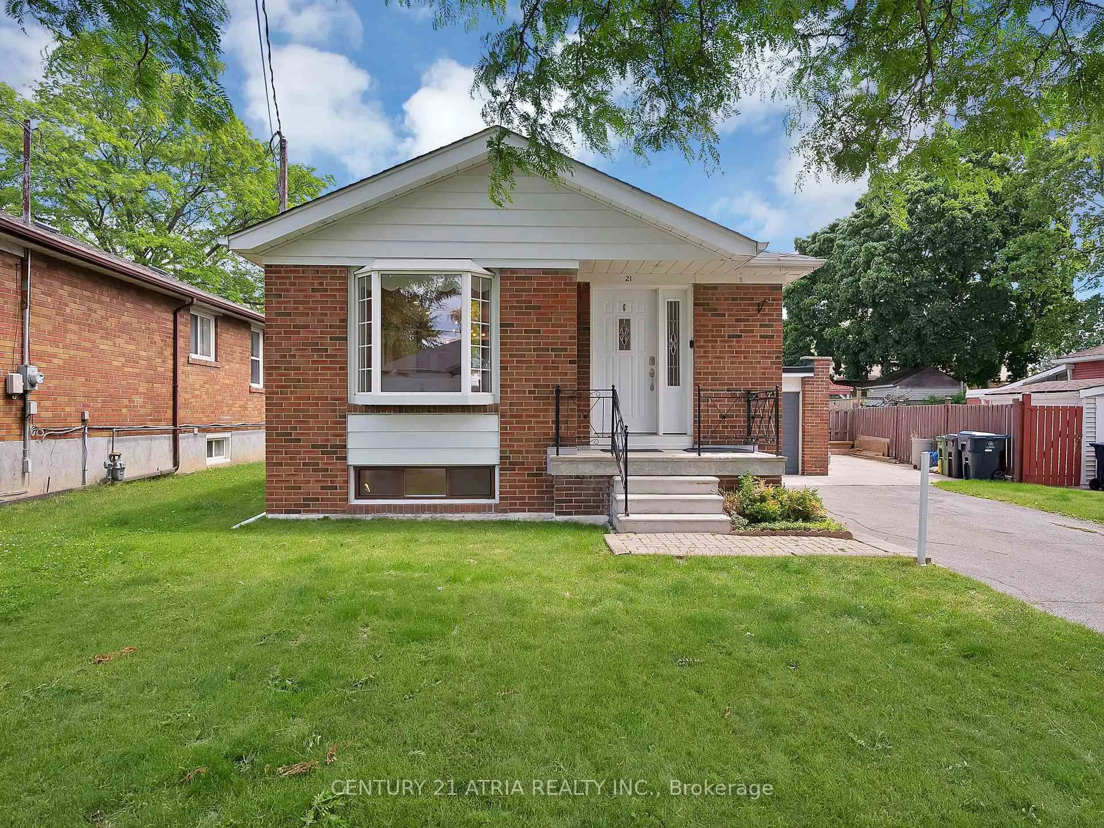 Home with brick exterior material, street for 21 Cavehill Cres, Toronto Ontario M1R 4P8