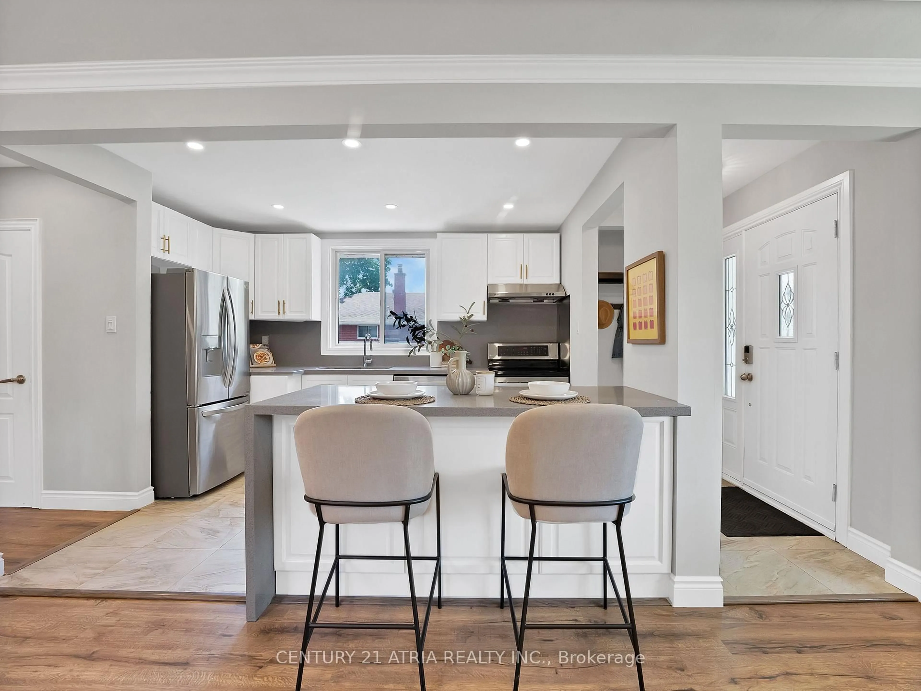 Open concept kitchen, unknown for 21 Cavehill Cres, Toronto Ontario M1R 4P8
