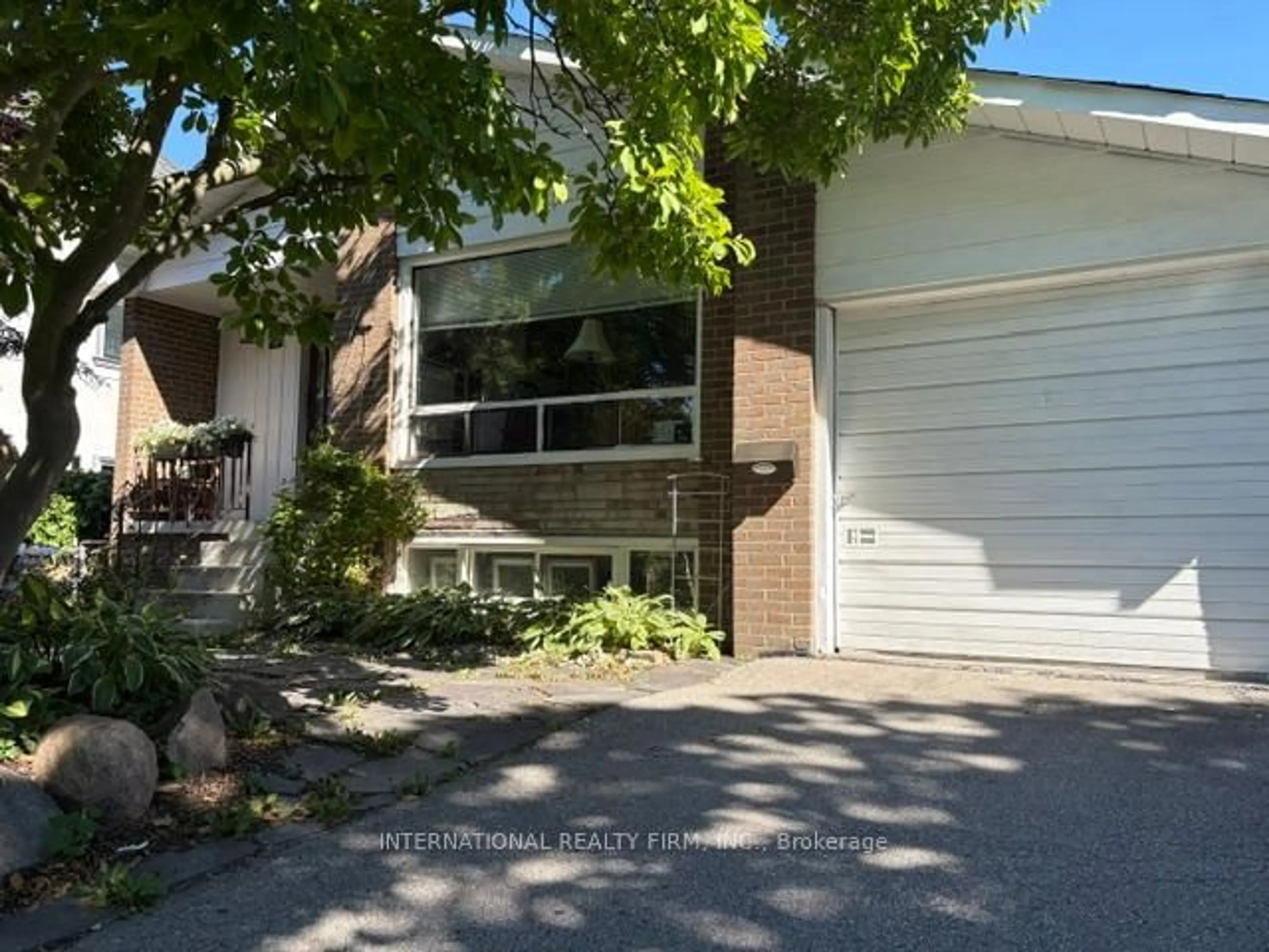 Home with brick exterior material, street for 19 Windover Dr, Toronto Ontario M1G 1P1