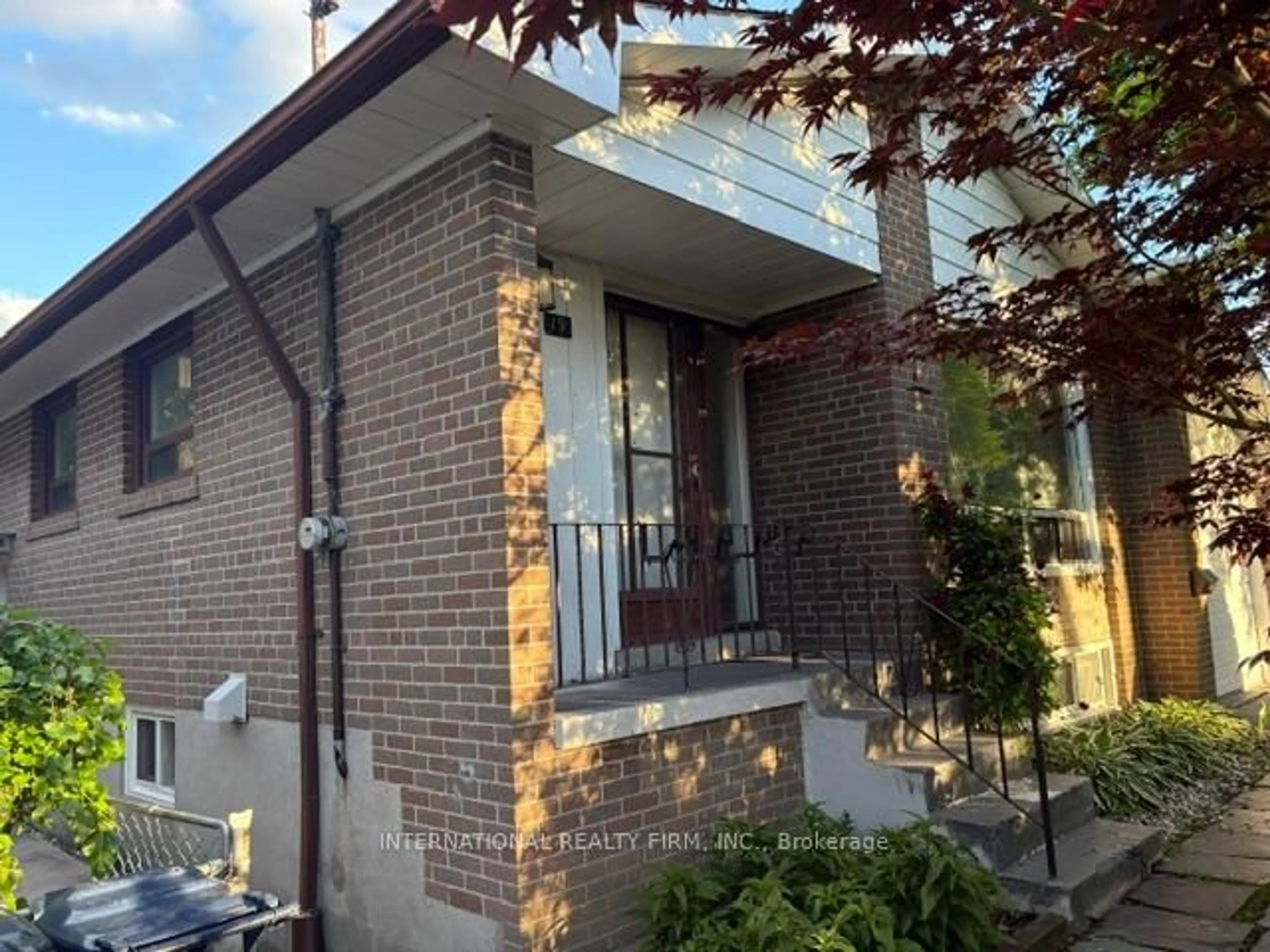 Home with brick exterior material, street for 19 Windover Dr, Toronto Ontario M1G 1P1