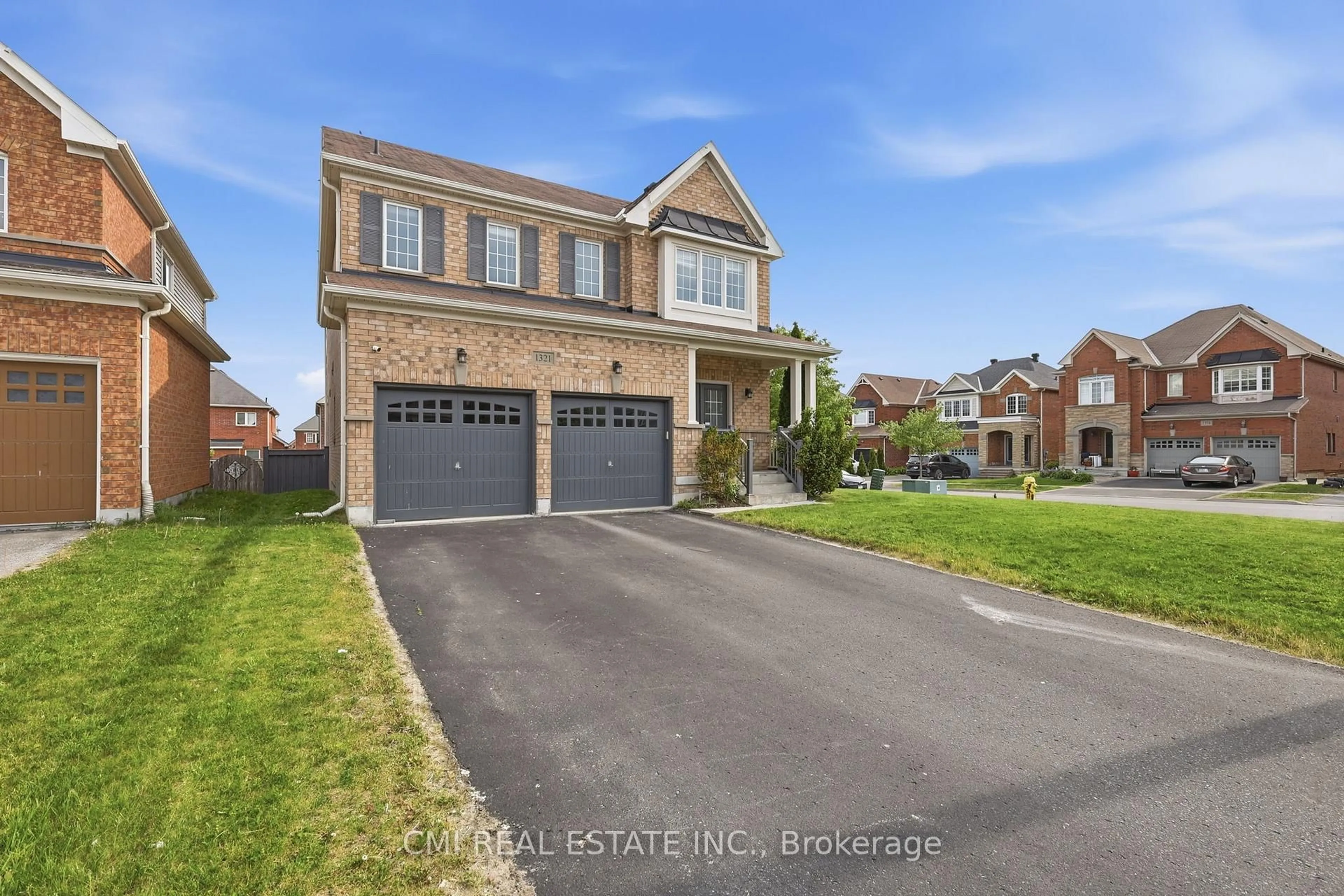 Home with brick exterior material, street for 1321 Kenmark Ave, Oshawa Ontario L1K 0N3