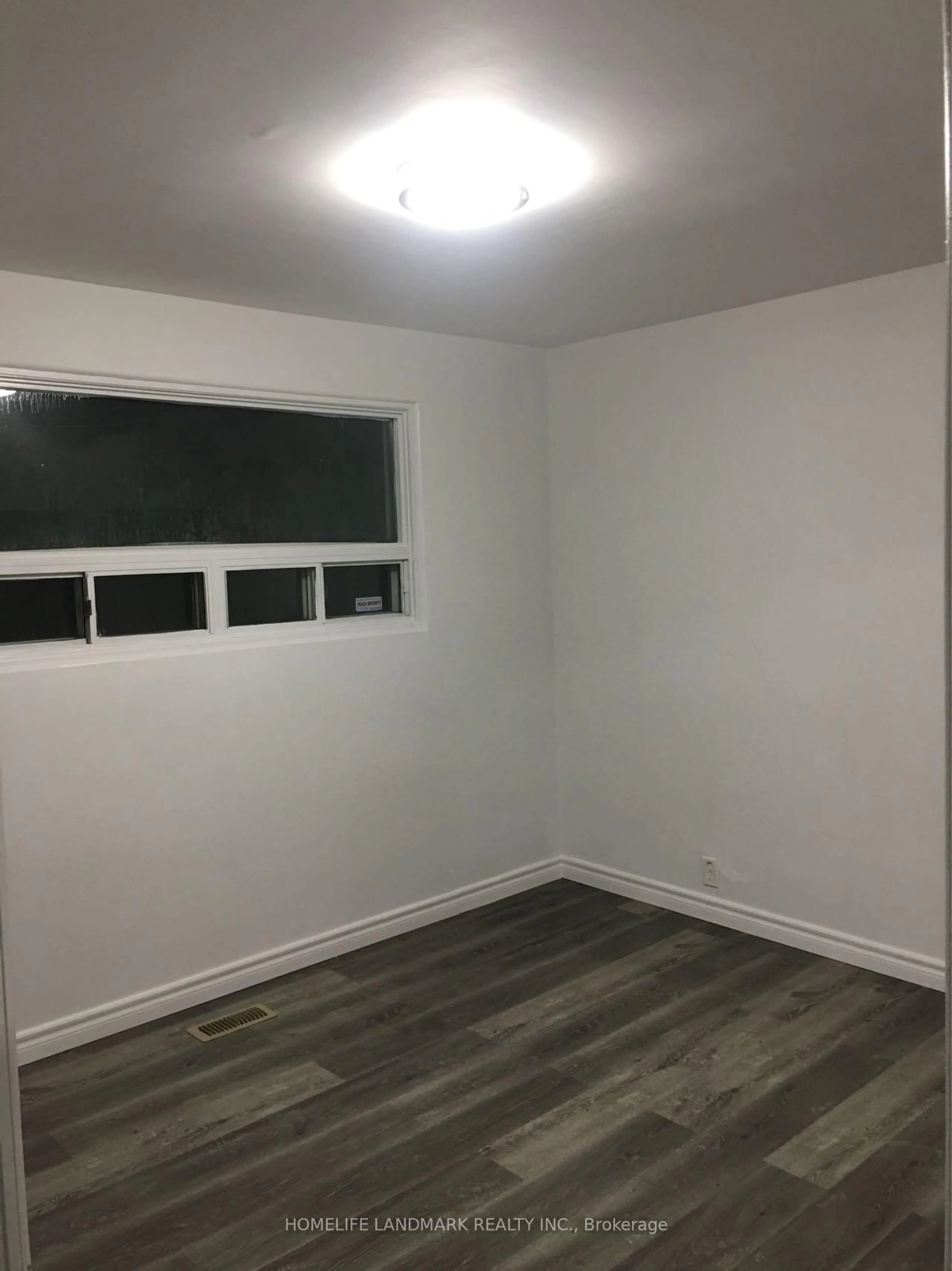 A pic of a room for 2 Adirondack Gate, Toronto Ontario M1T 3E7