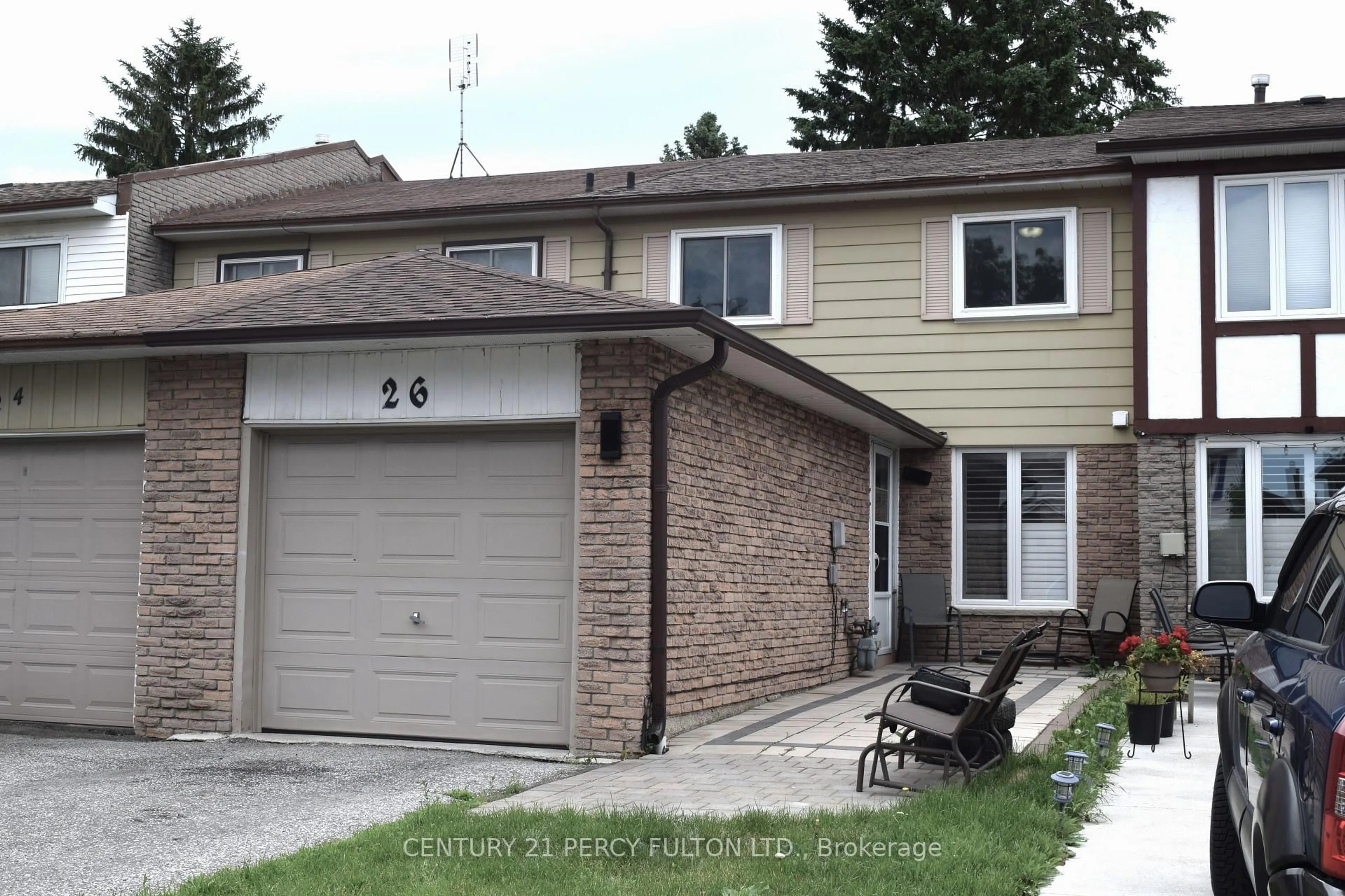 Unknown for 26 Robbinstone Dr, Toronto Ontario M1B 2E6