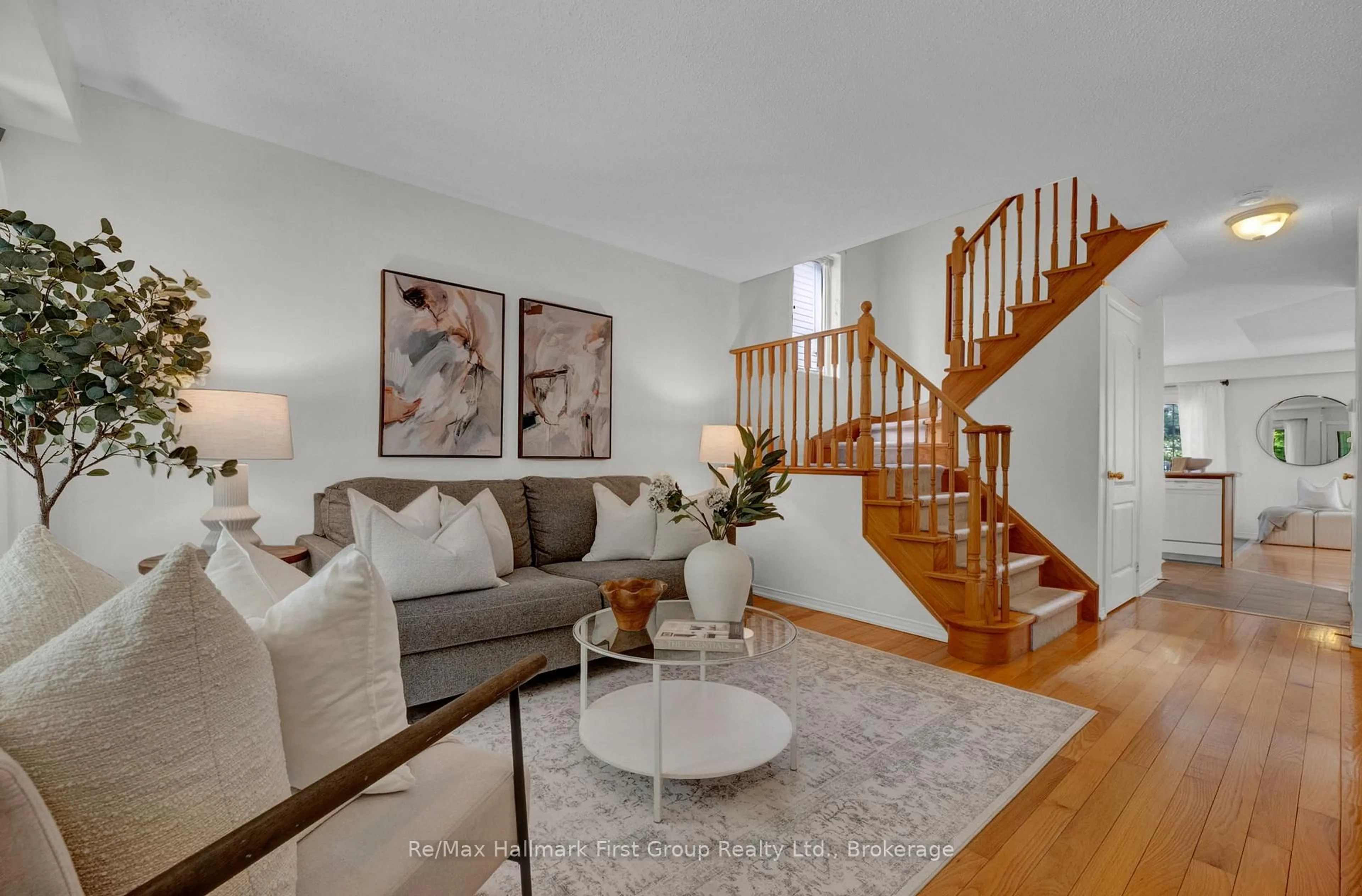 Living room with furniture, unknown for 2363 Winlord Pl, Oshawa Ontario L1L 0B9