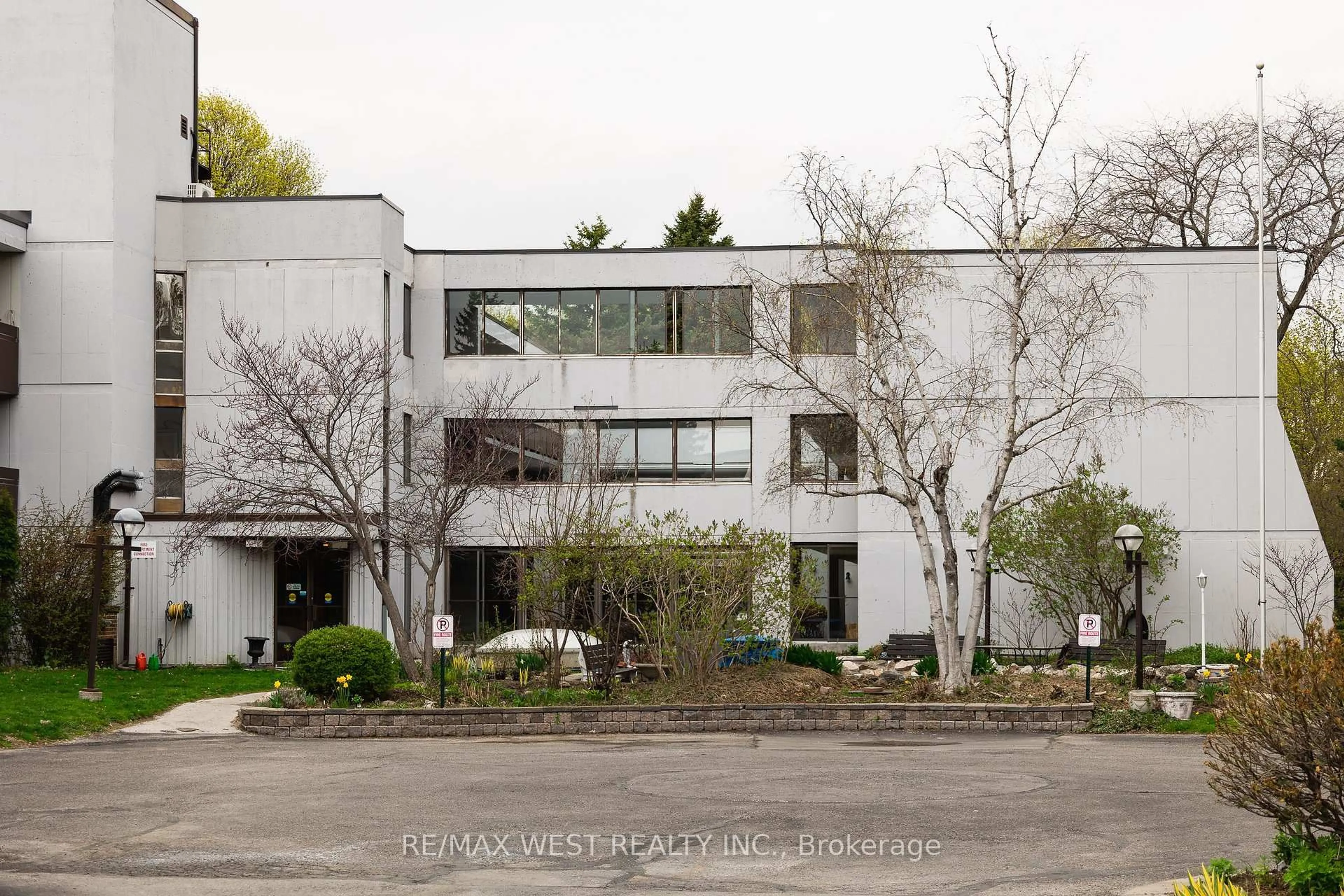 Unknown for 50 Old Kingston Rd #1-202, Toronto Ontario M1E 4Y1