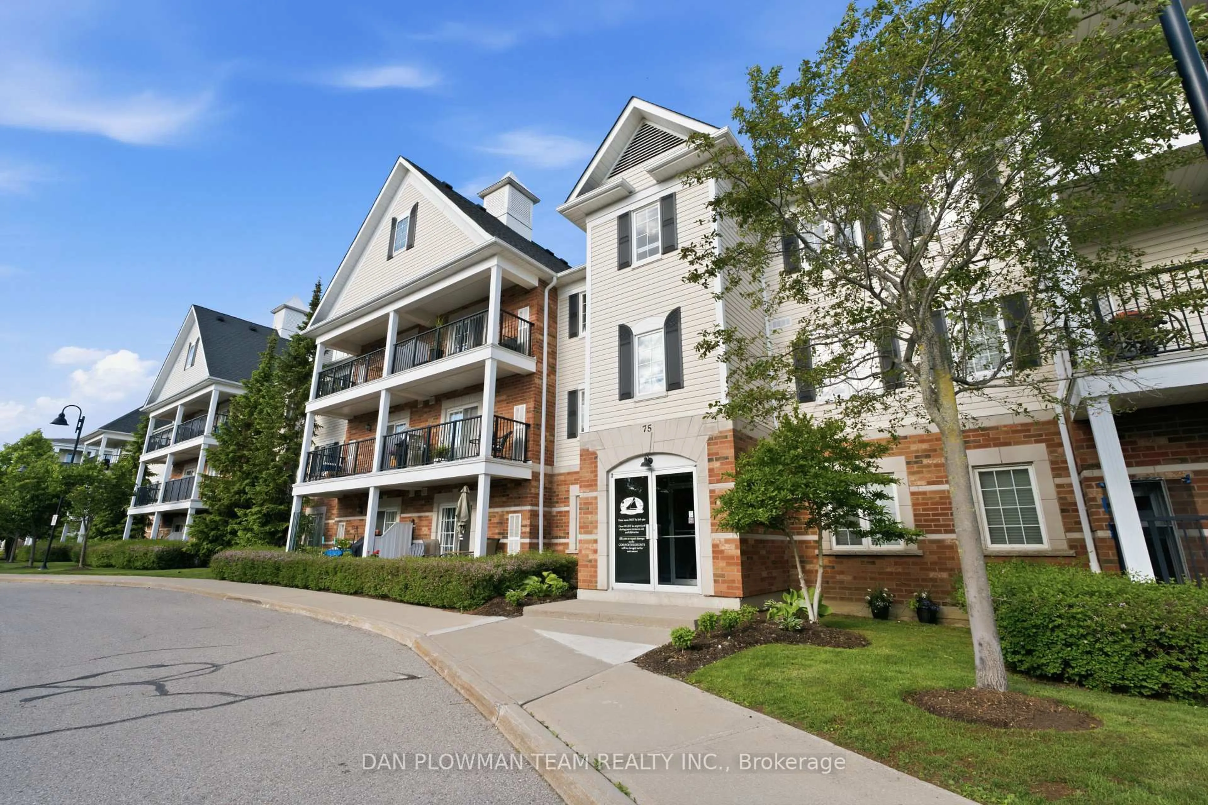Unknown for 75 Shipway Ave #112, Clarington Ontario L1B 0B8