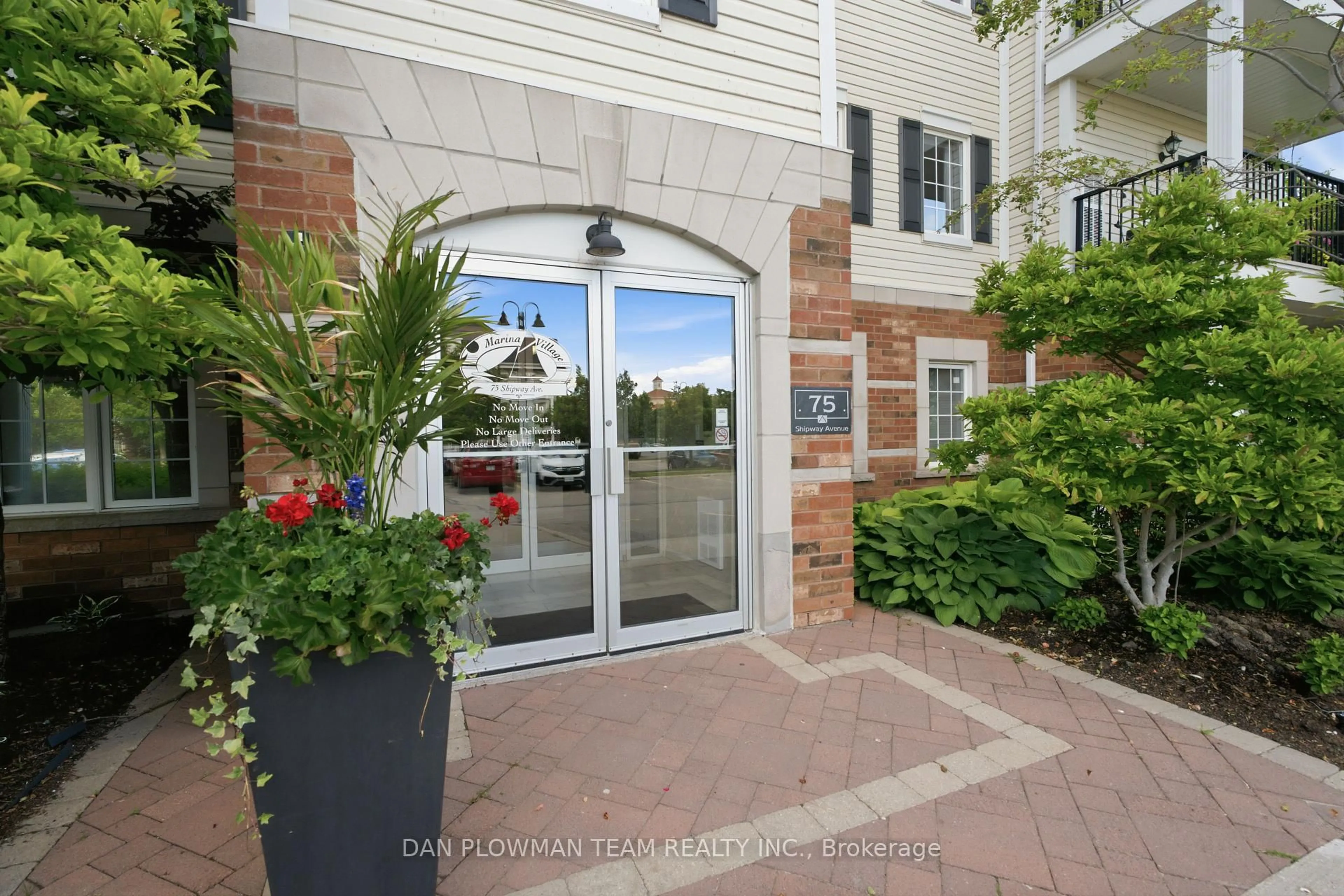 Unknown for 75 Shipway Ave #112, Clarington Ontario L1B 0B8