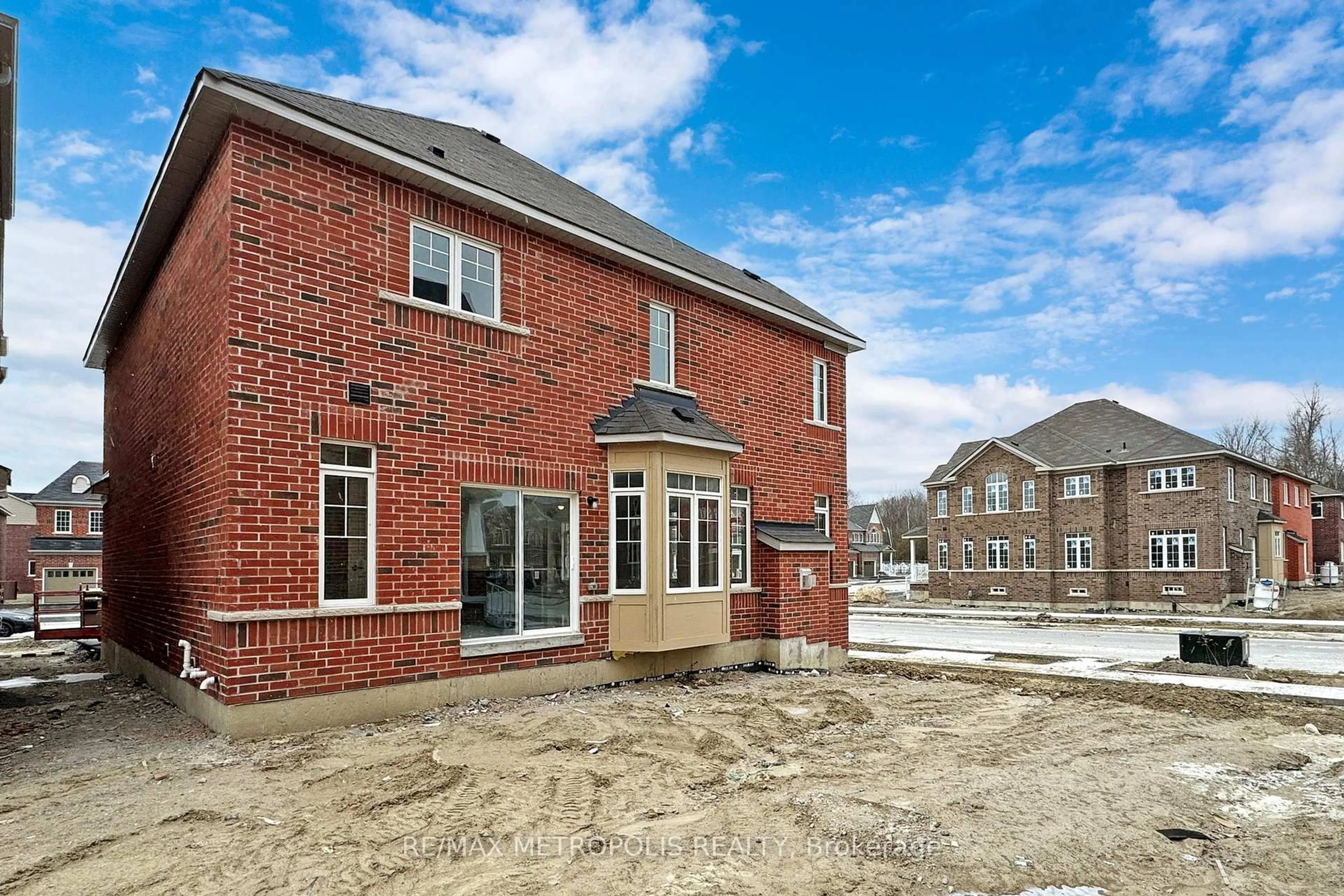 Home with brick exterior material, street for 647 Fleetwood Dr, Oshawa Ontario L1K 2V7