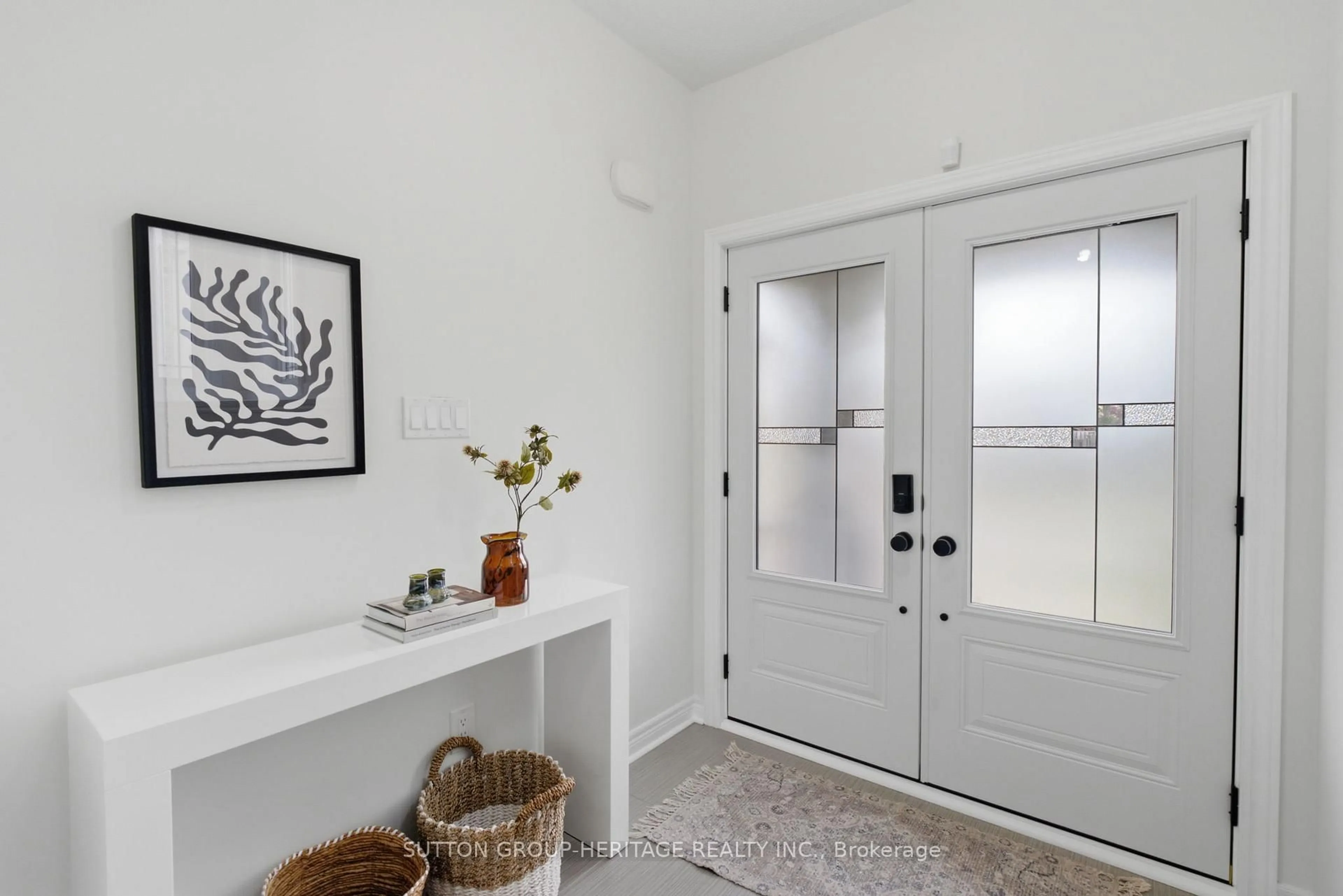 Indoor entryway for 25 Brider Cres, Ajax Ontario L1Z 0M3