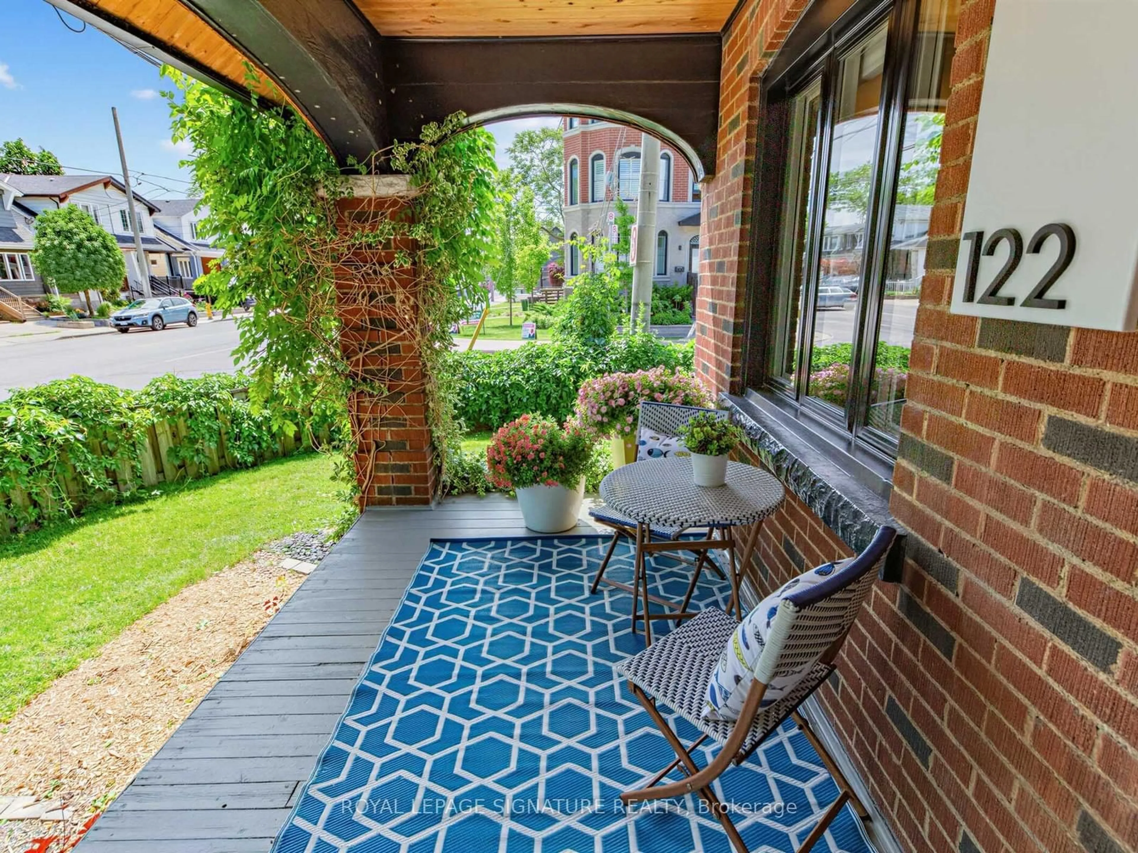 Patio, street for 122 Donlands Ave, Toronto Ontario M4J 3P6