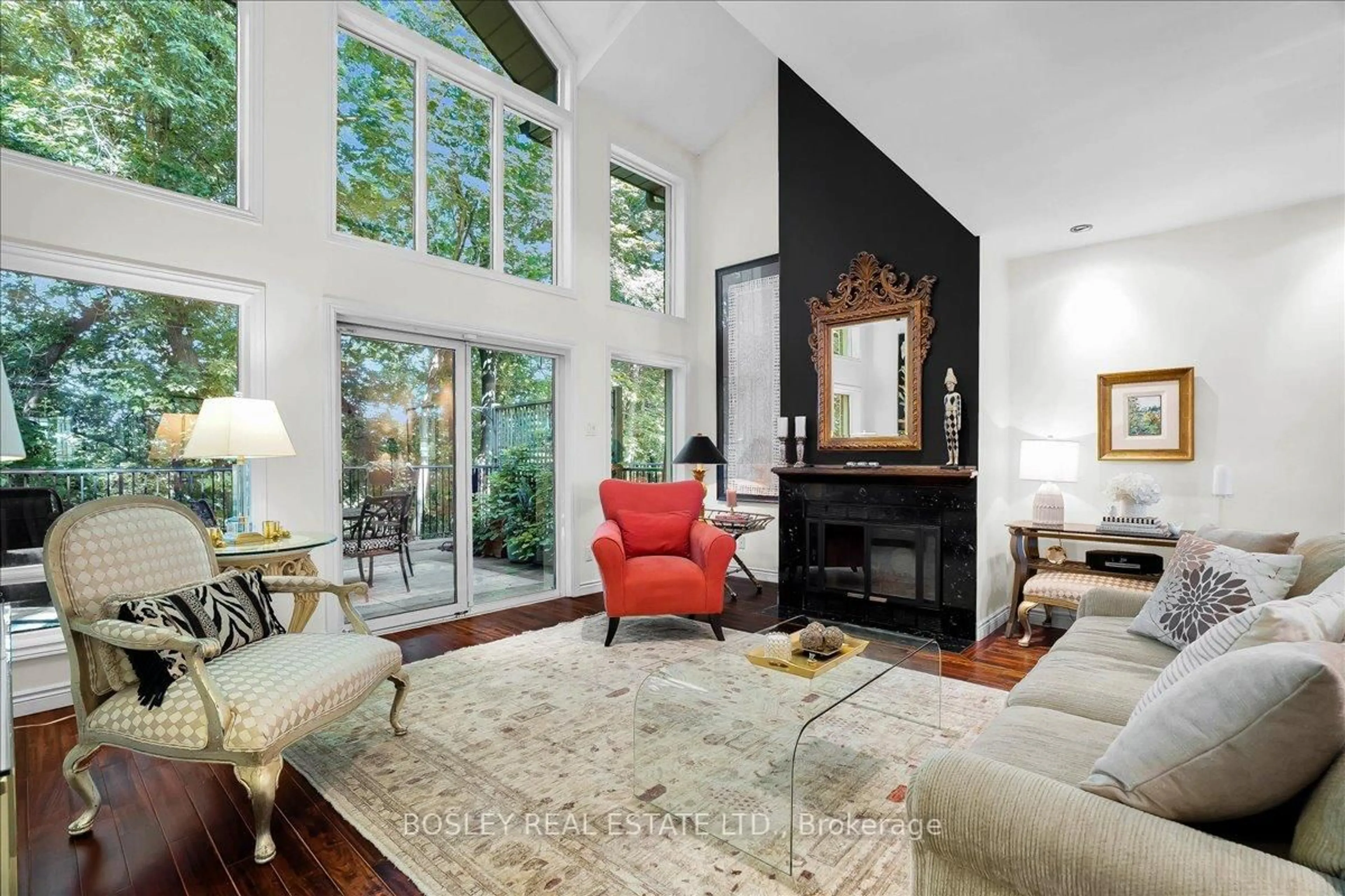 Living room with furniture, unknown for 18 Doncrest Rd ##11, Toronto Ontario M4K 1R8