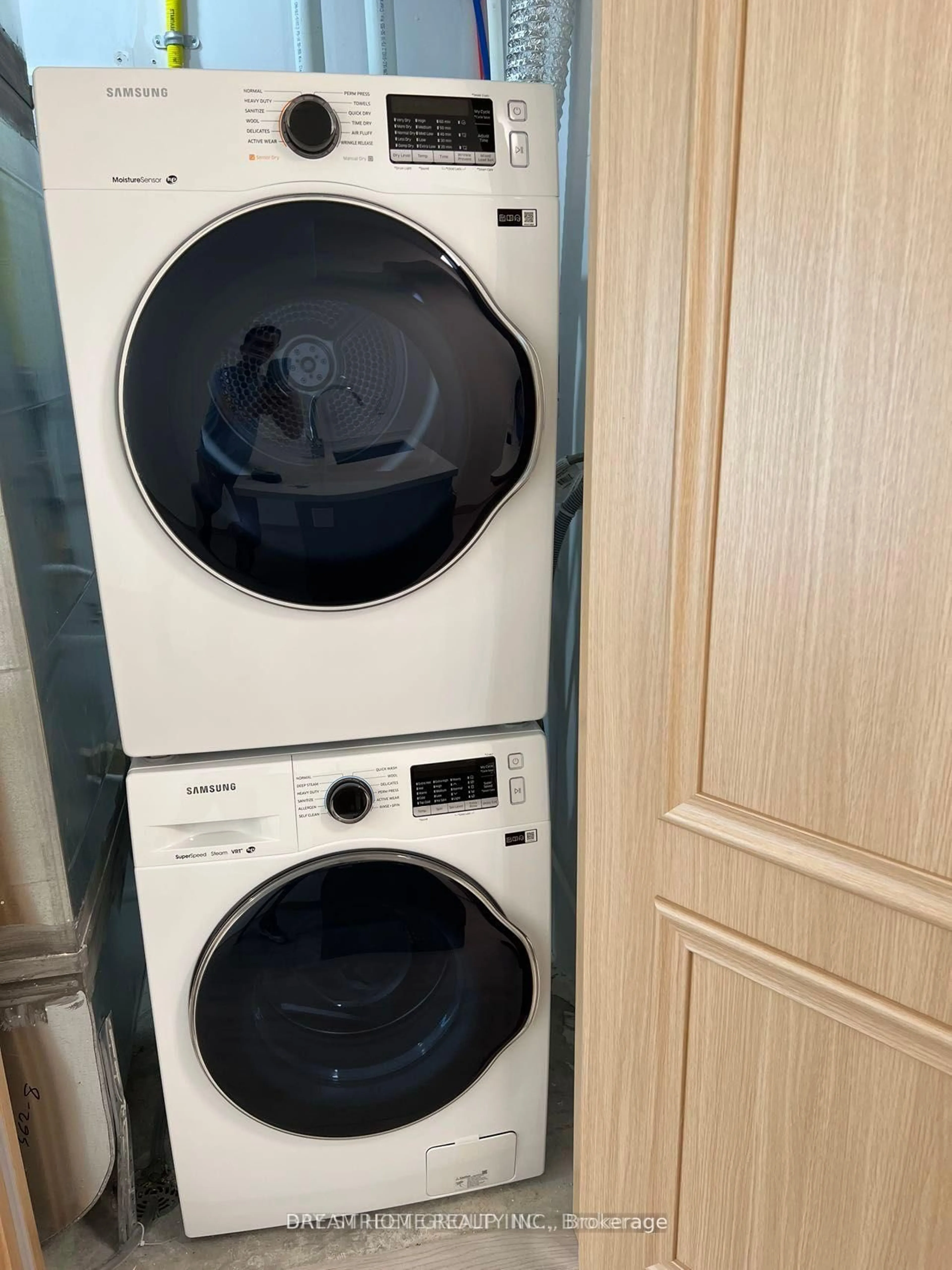 Laundry room for 50 Morecambe Gate #B116, Toronto Ontario M1W 0A9