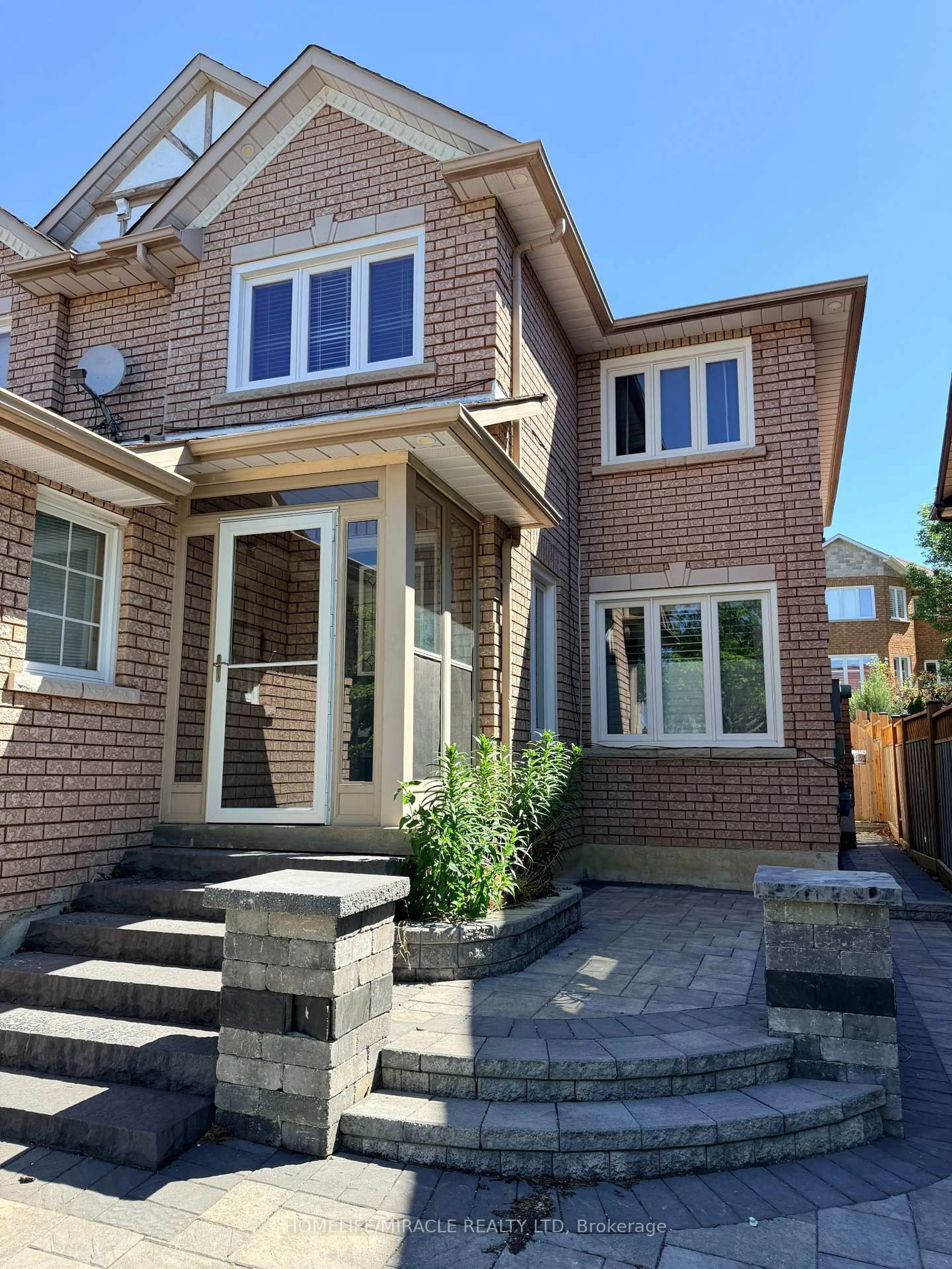 Home with brick exterior material, street for 147 Elizabeth St, Ajax Ontario L1T 3Y4
