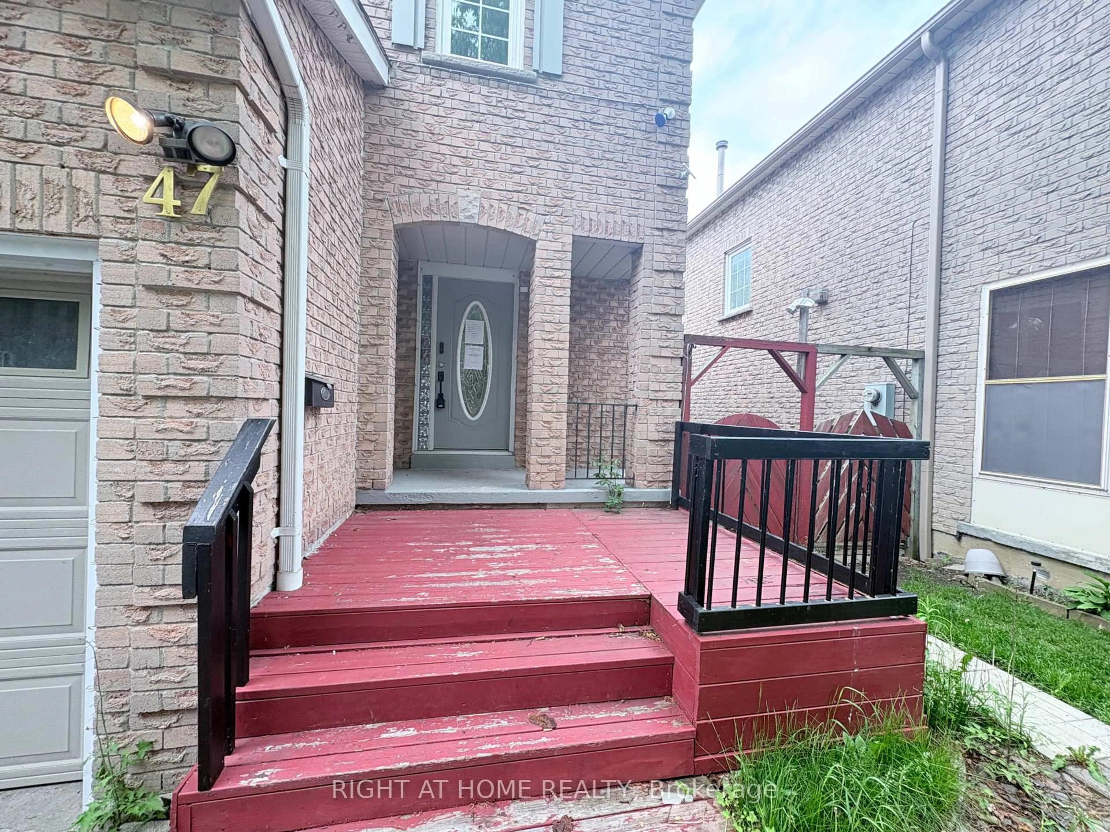 Unknown for 47 Hewitt Cres, Ajax Ontario L1S 7A6
