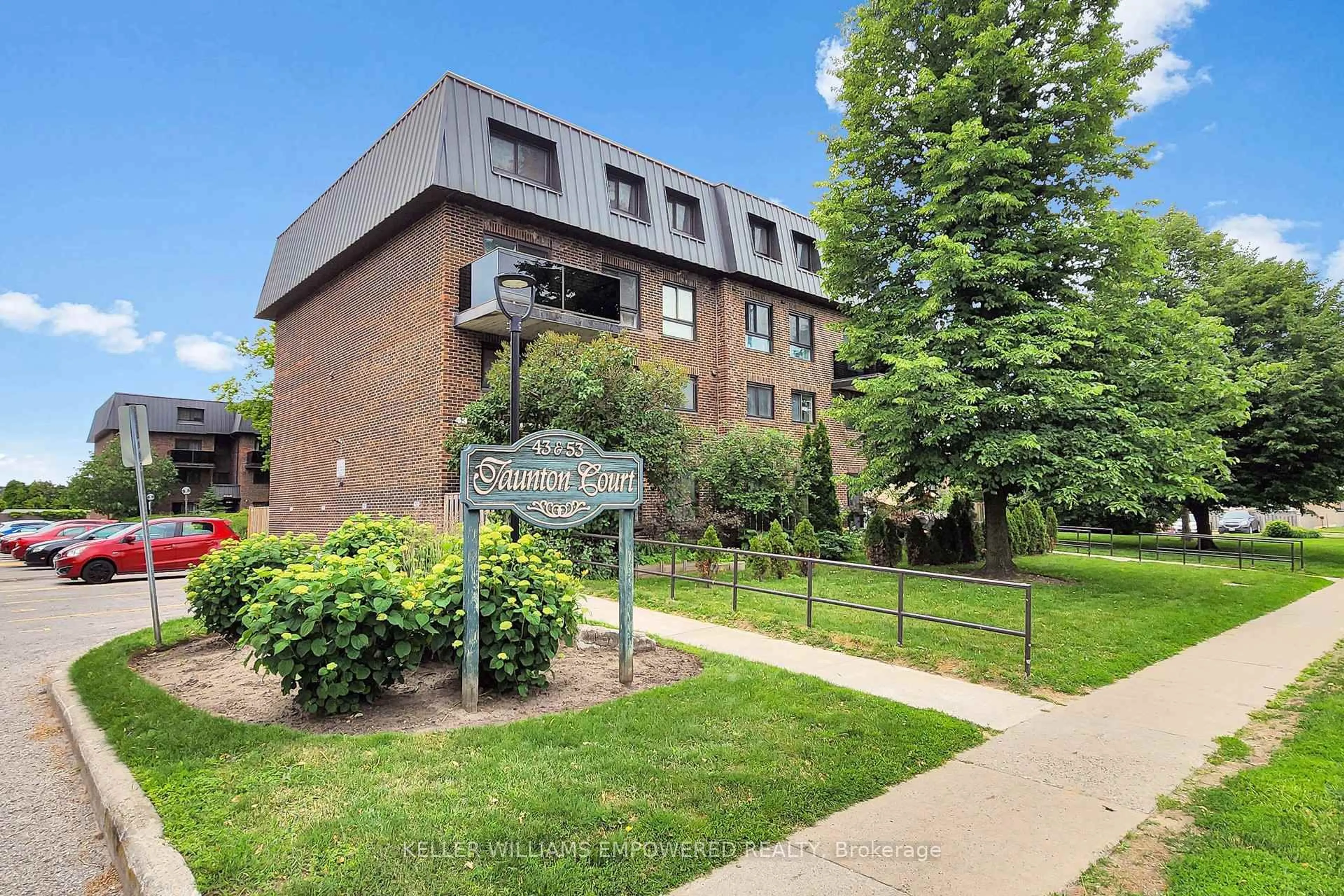 Unknown for 43 Taunton Rd #36, Oshawa Ontario L1G 3T6
