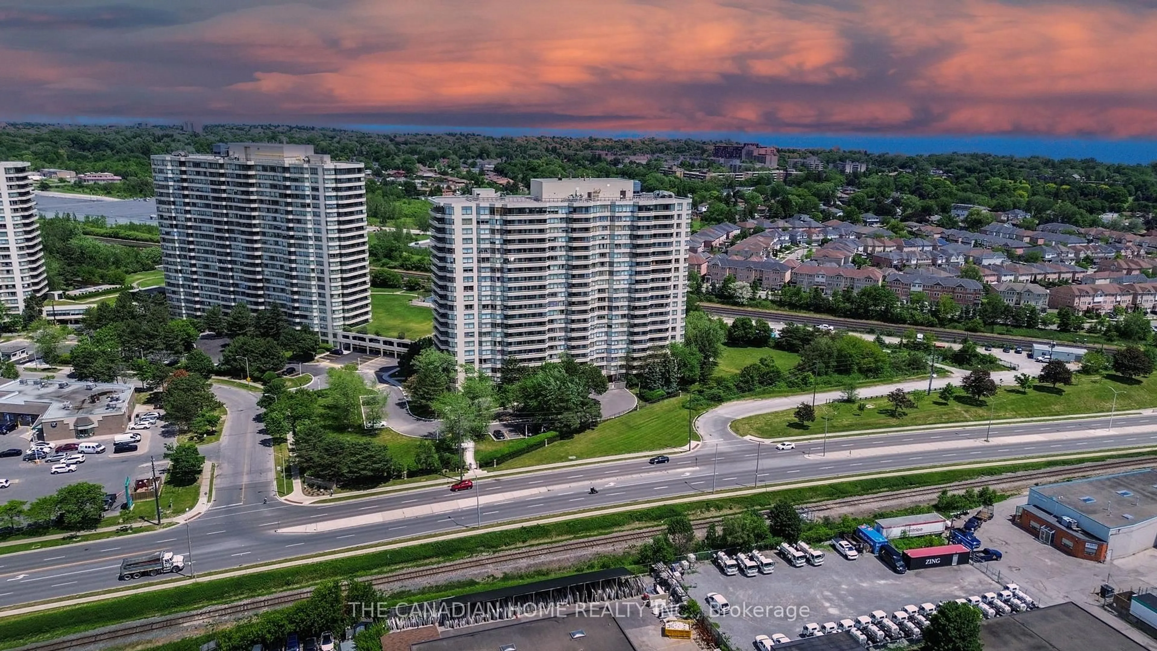 A pic from outside/outdoor area/front of a property/back of a property/a pic from drone, city buildings view from balcony for 1 Greystone Walk Dr #587, Toronto Ontario M1K 5J3