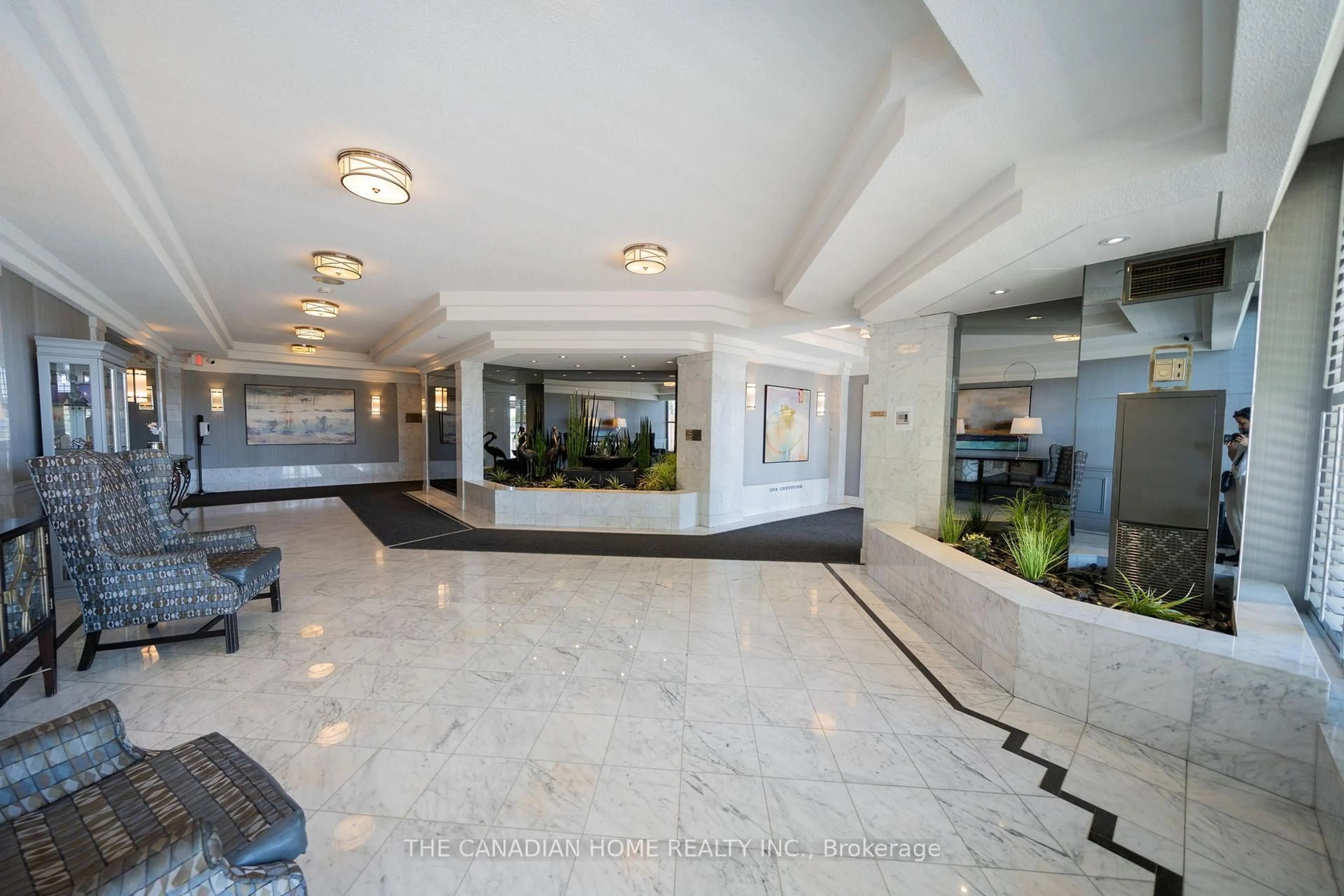 Lobby for 1 Greystone Walk Dr #587, Toronto Ontario M1K 5J3