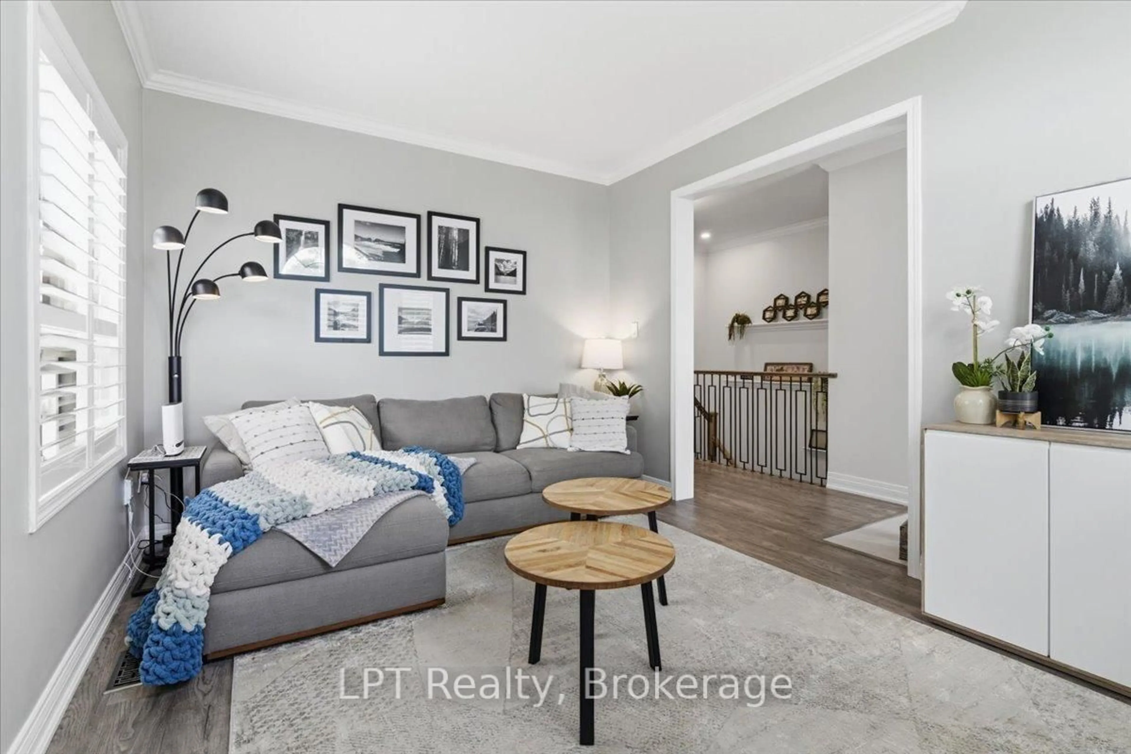 Living room with furniture, unknown for 71 Laprade Sq, Clarington Ontario L1C 0C9