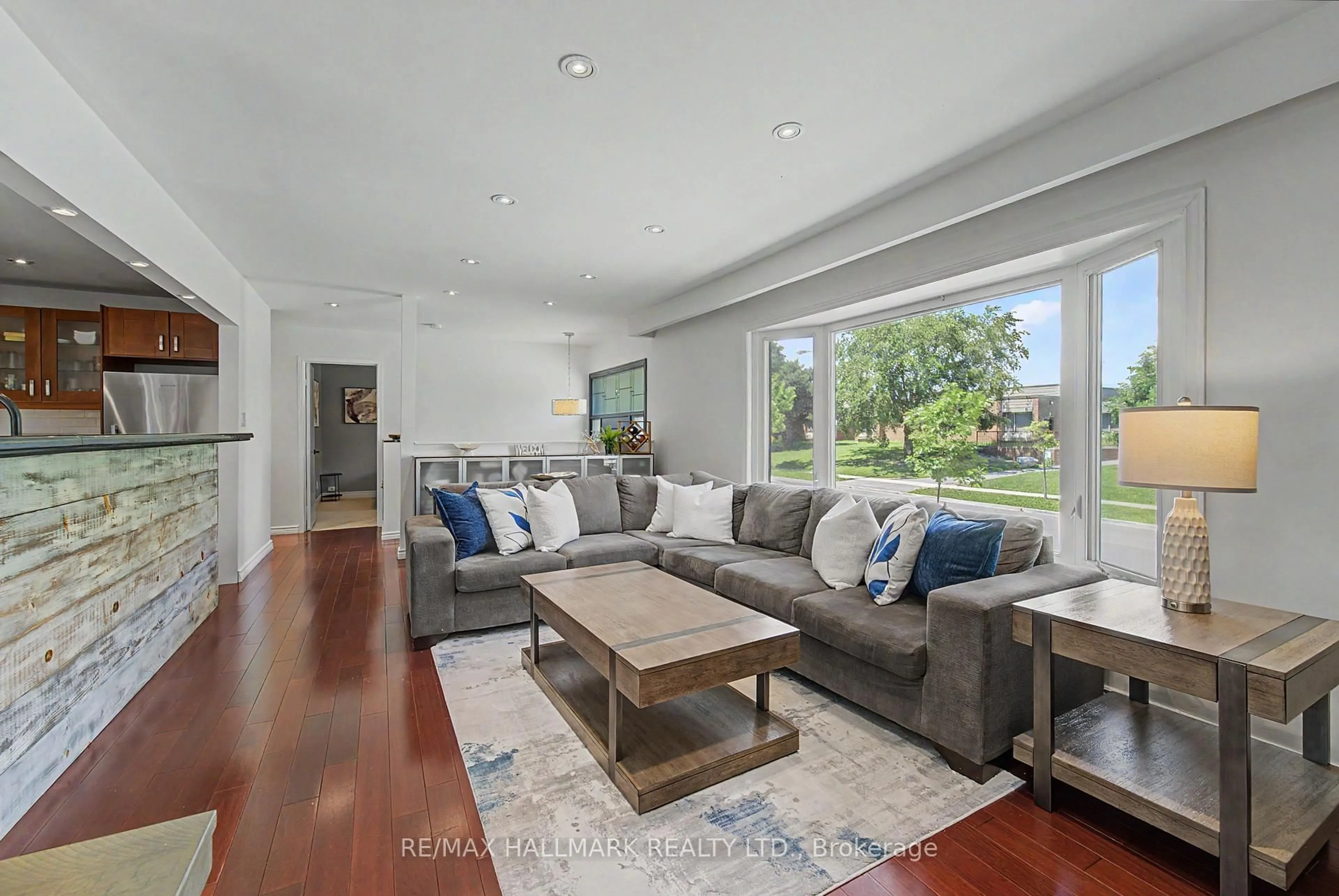 Living room with furniture, unknown for 78 Charlottetown Blvd, Toronto Ontario M1C 2C6