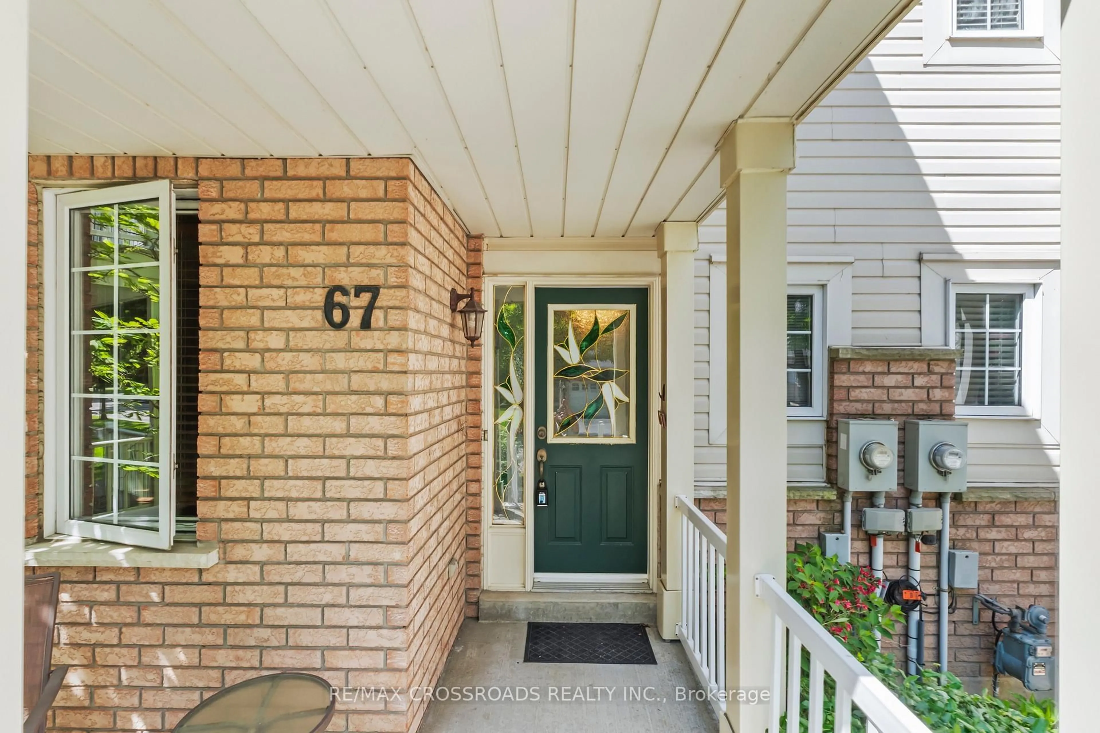 Indoor entryway for 67 Regatta Cres, Whitby Ontario L1N 9W5