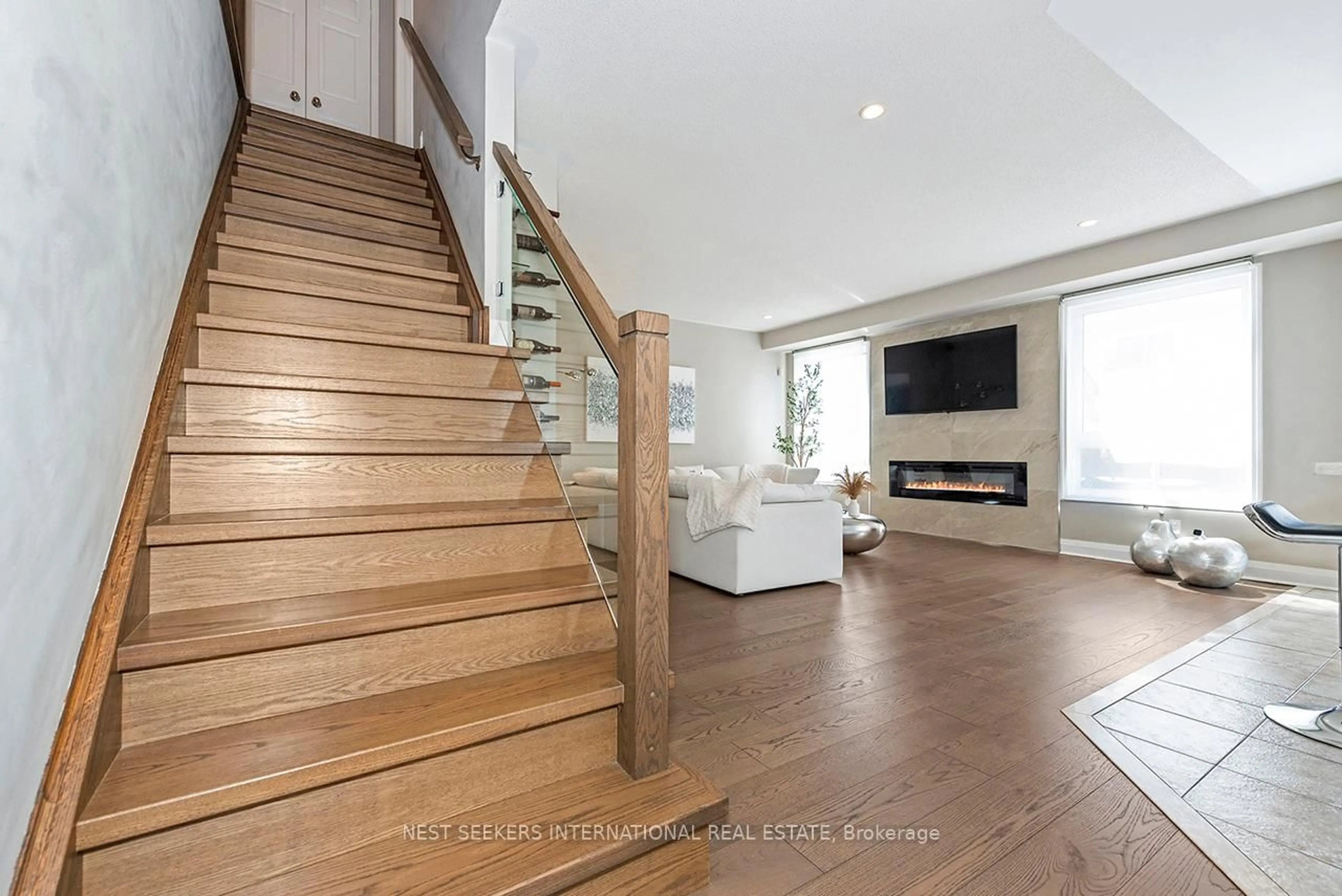 Unknown for 11 Bambridge St, Ajax Ontario L1Z 1R4