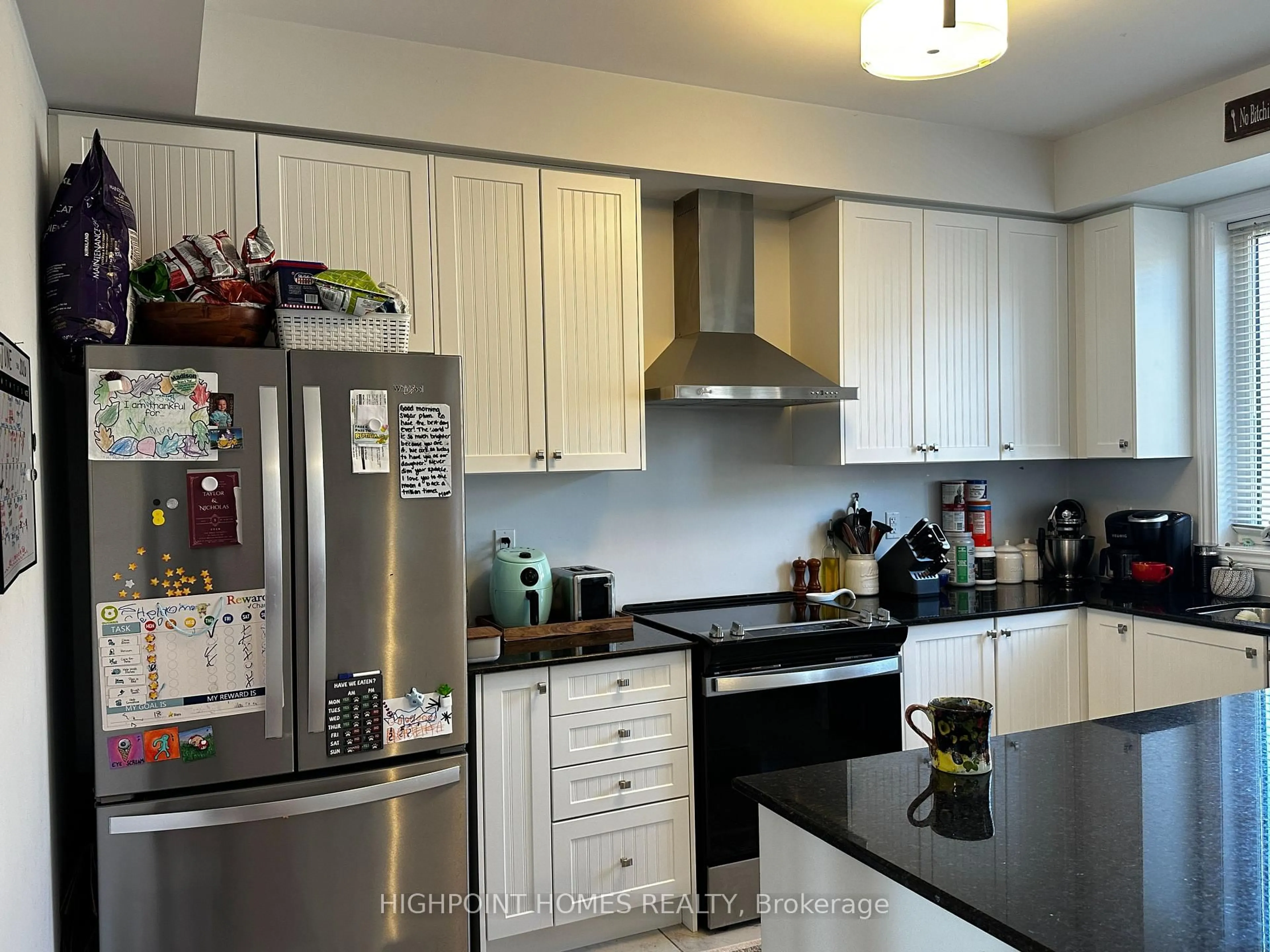 Standard kitchen, wood/laminate floor for 87 Douet Lane, Ajax Ontario L1Z 0V4