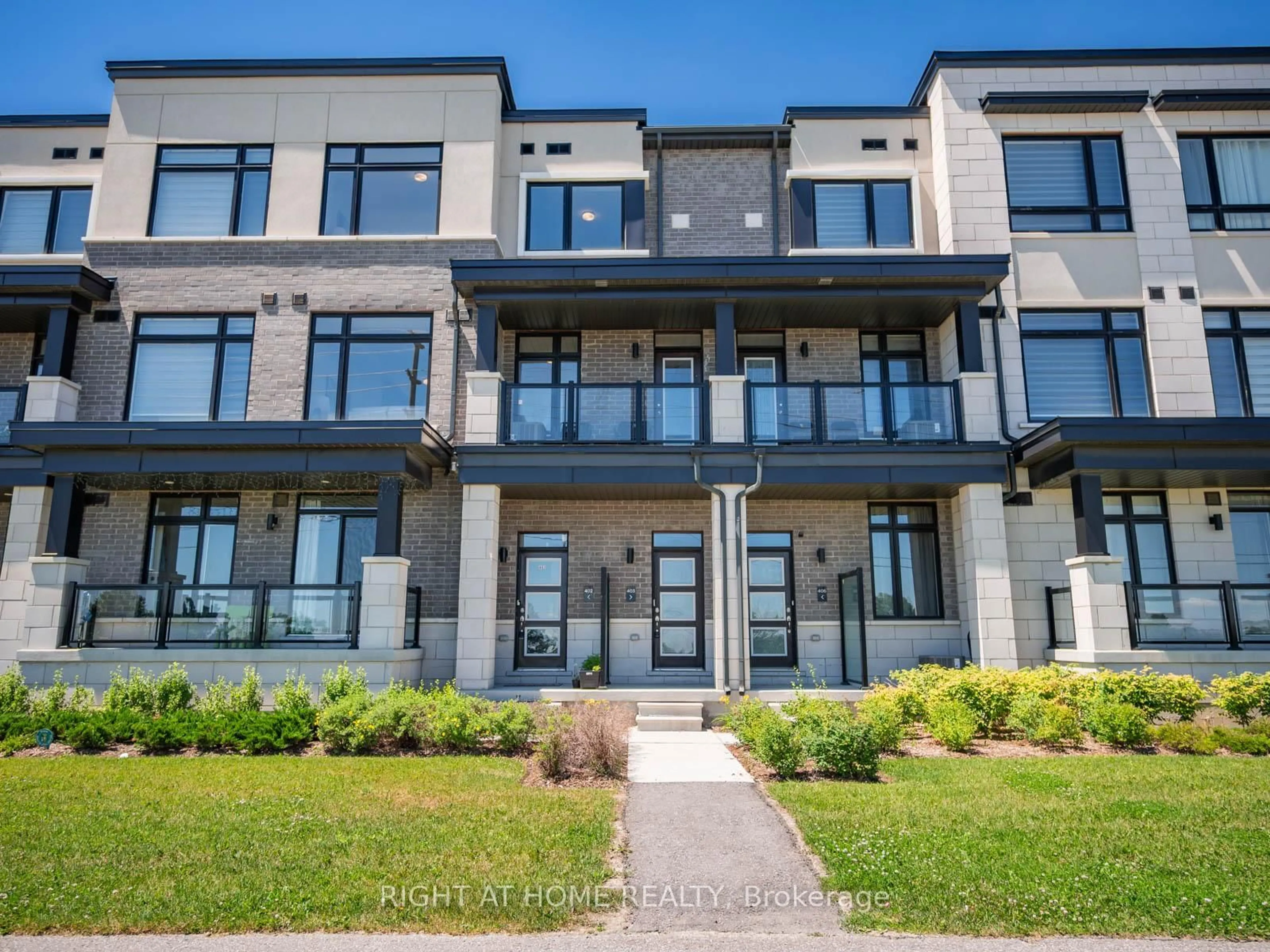 Unknown for 2550 Castlegate Crossing #403, Pickering Ontario L1X 0H6