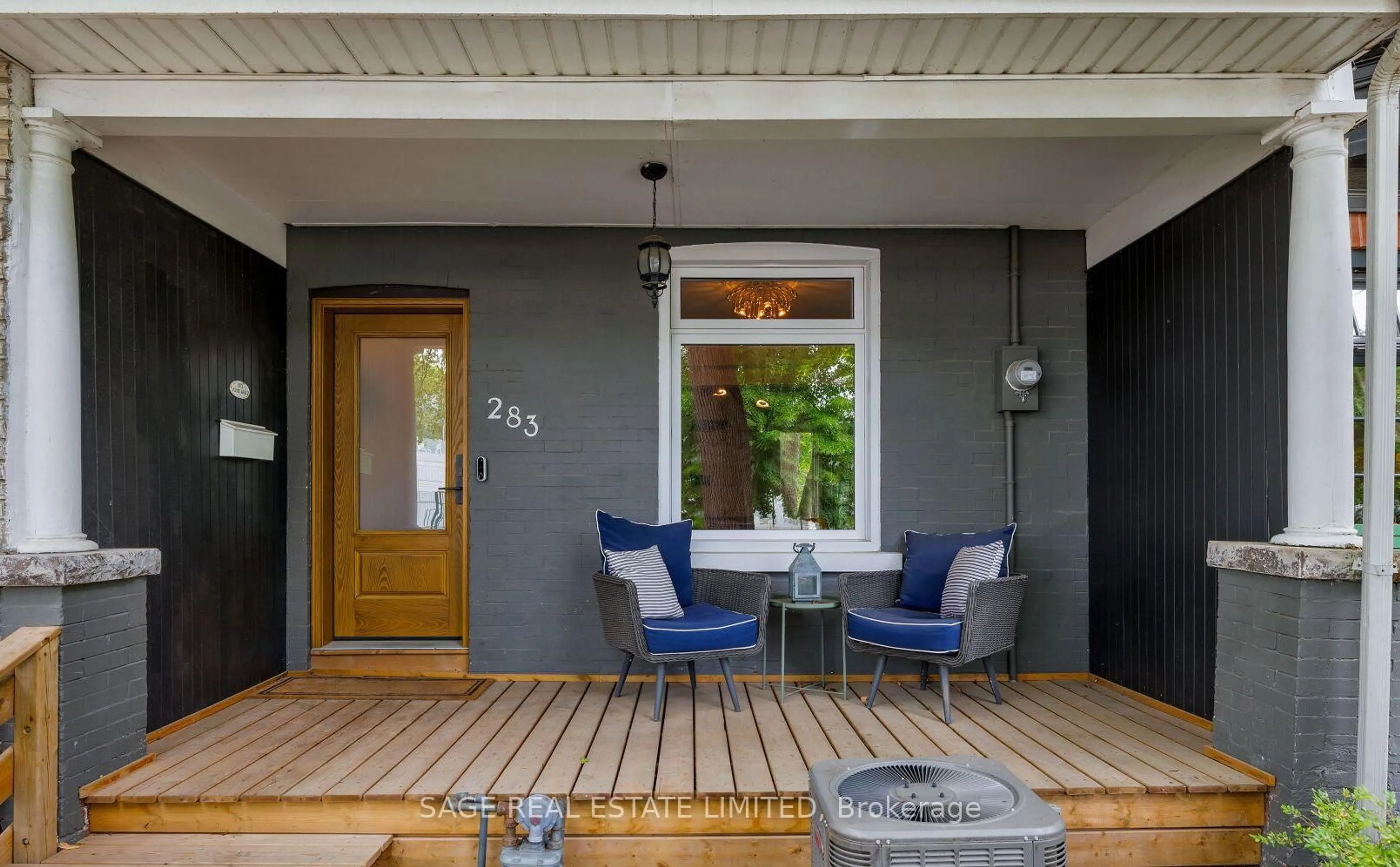 Patio, street for 283 Booth Ave, Toronto Ontario M4M 2M7