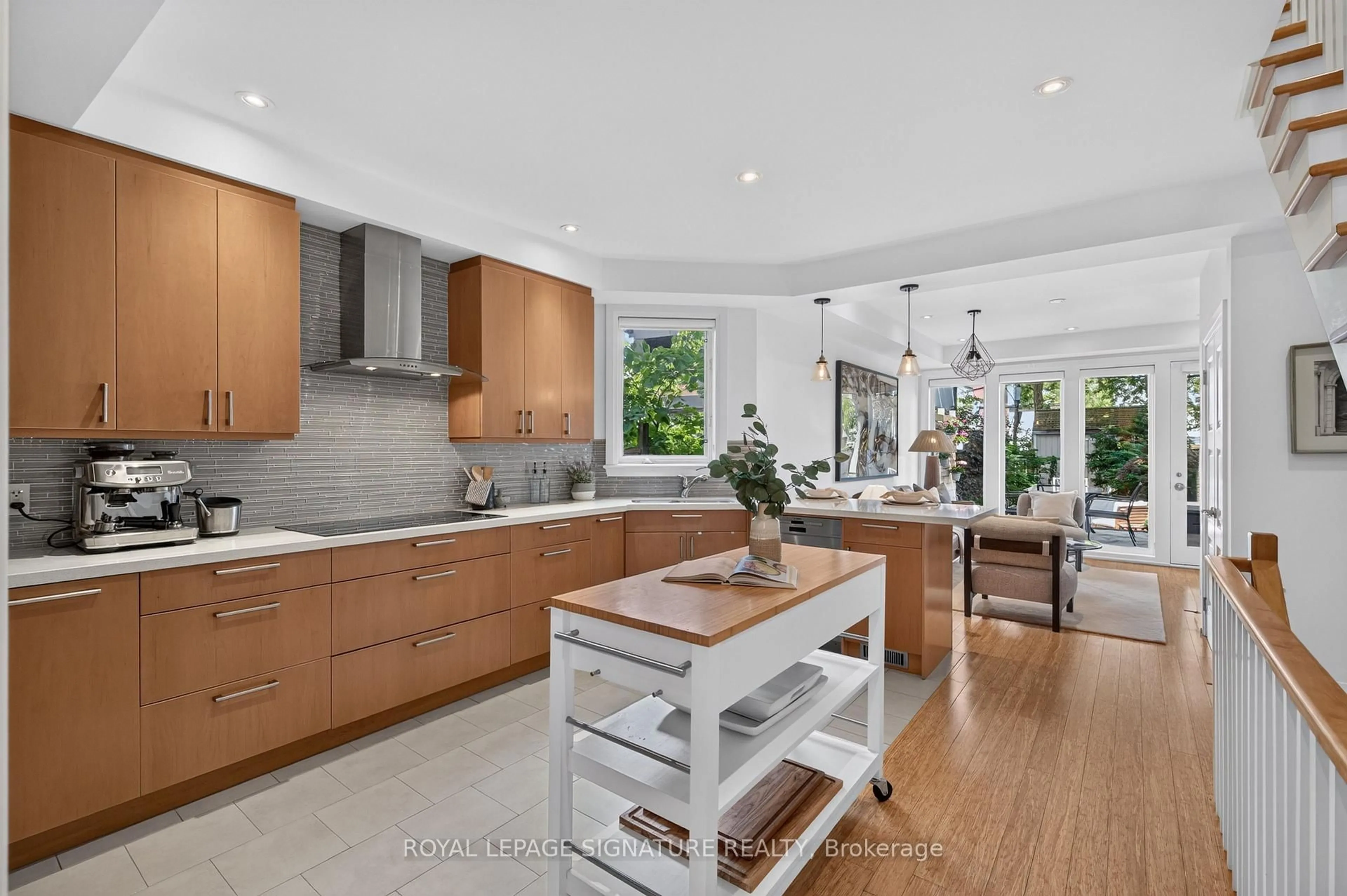 Open concept kitchen, ceramic/tile floor for 57 Bowden St, Toronto Ontario M4K 2X3