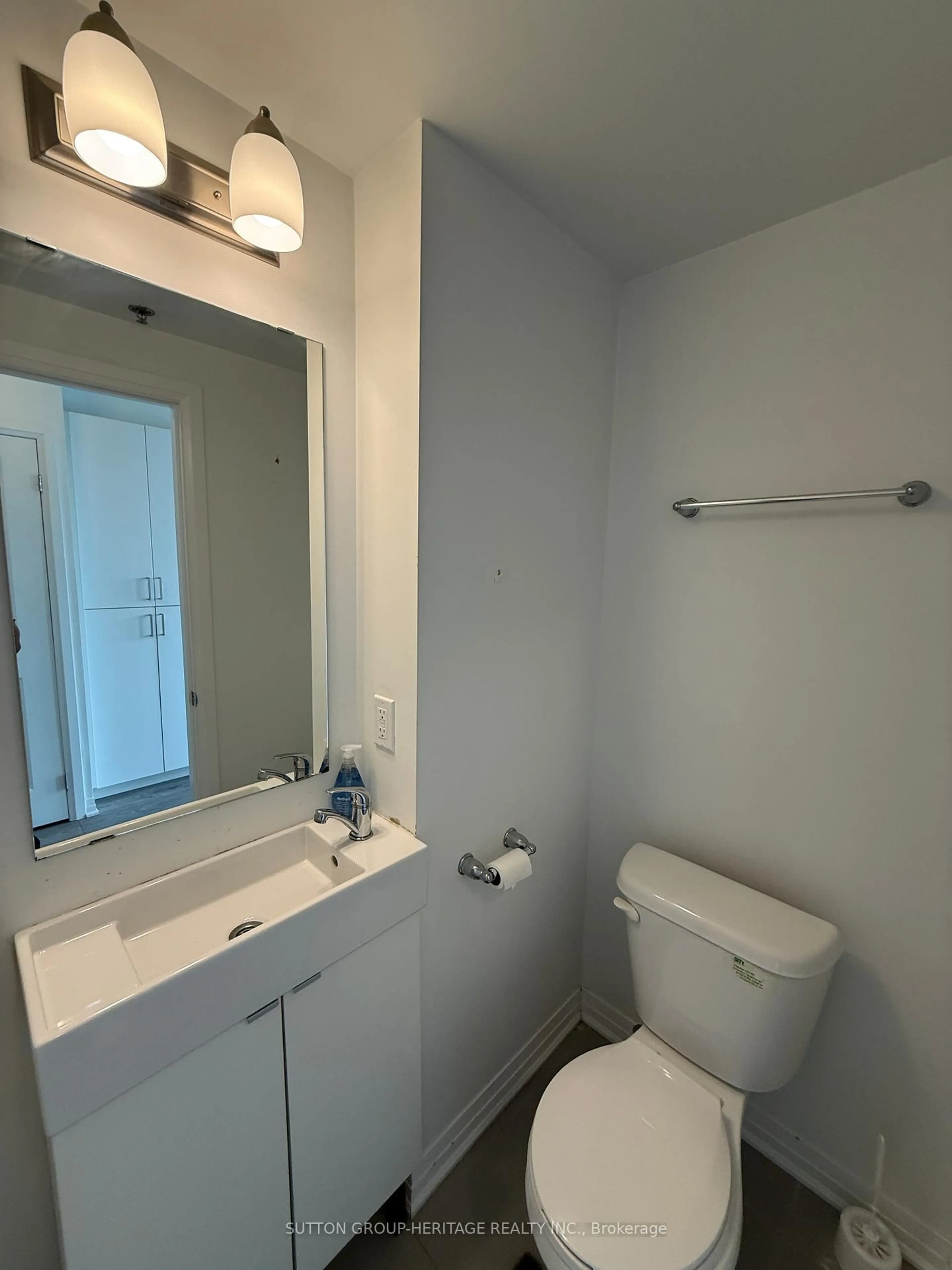 Standard bathroom, unknown for 1900 Simcoe St #736, Oshawa Ontario L1G 4Y3
