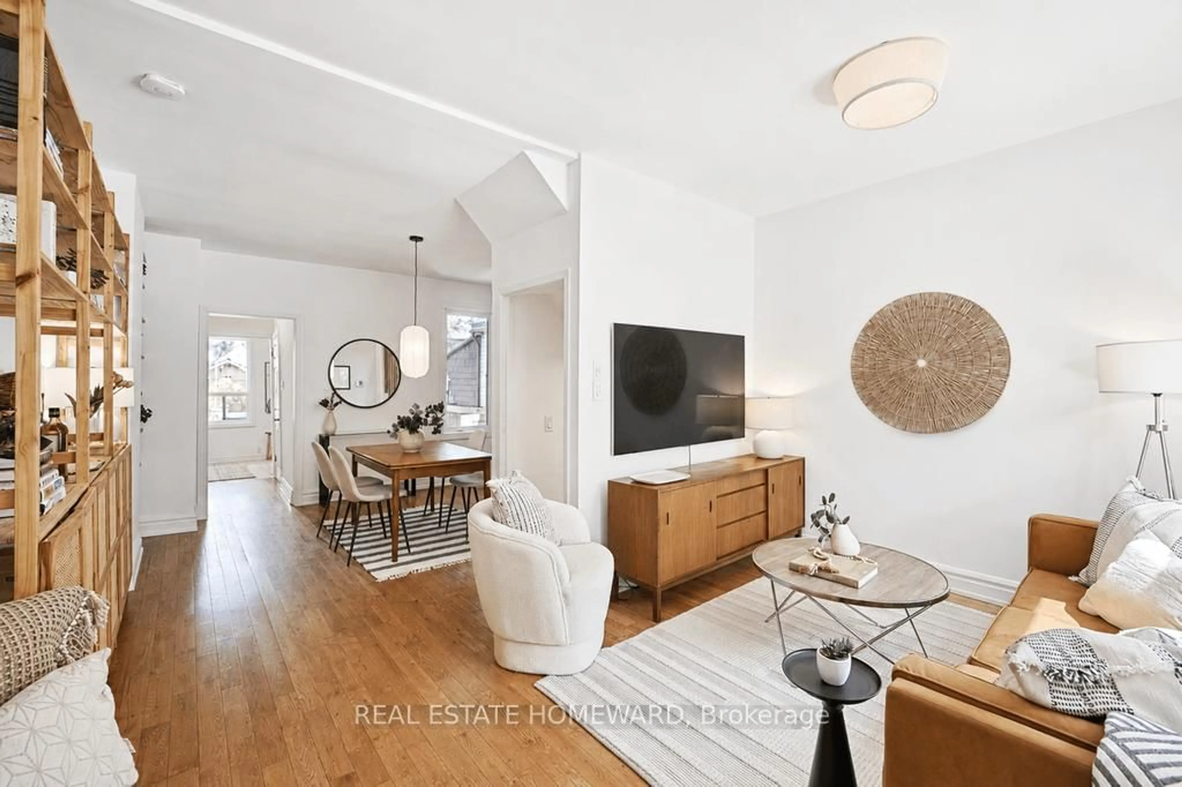 Living room with furniture, unknown for 91 Carlaw Ave, Toronto Ontario M4M 2R6