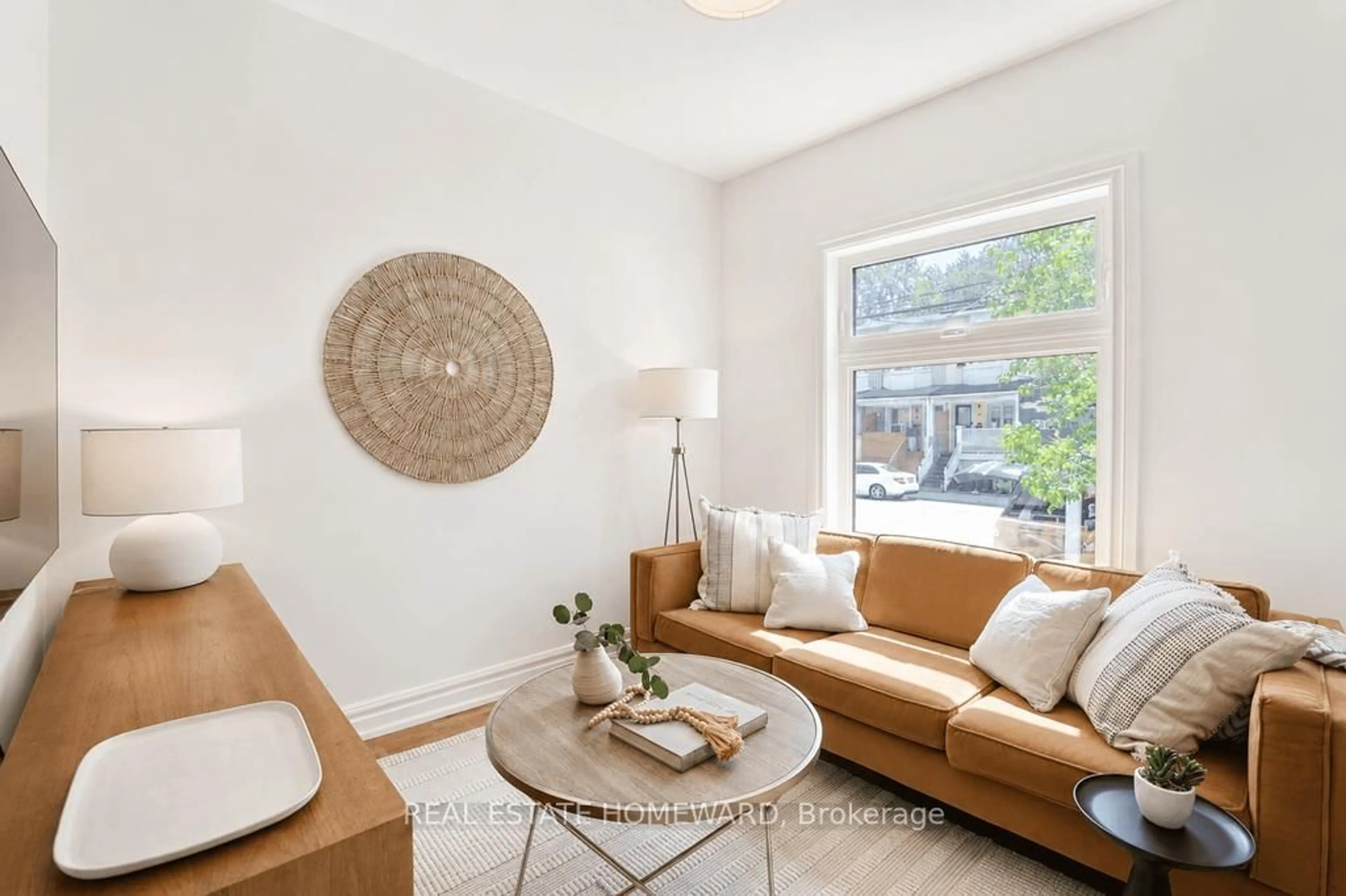 Living room with furniture, unknown for 91 Carlaw Ave, Toronto Ontario M4M 2R6