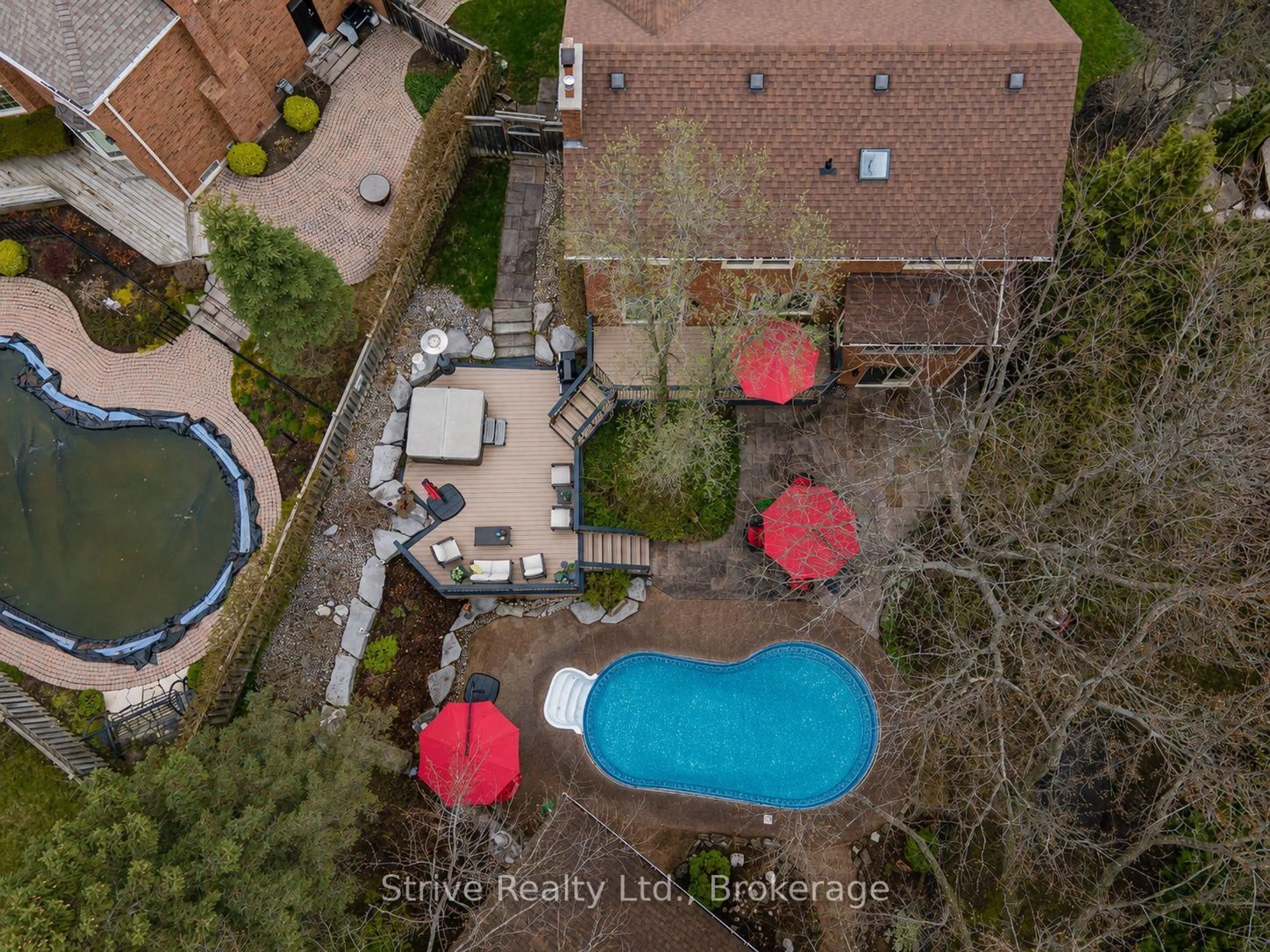 A pic from outside/outdoor area/front of a property/back of a property/a pic from drone, unknown for 59 Blackcreek Tr, Clarington Ontario L1E 1J9