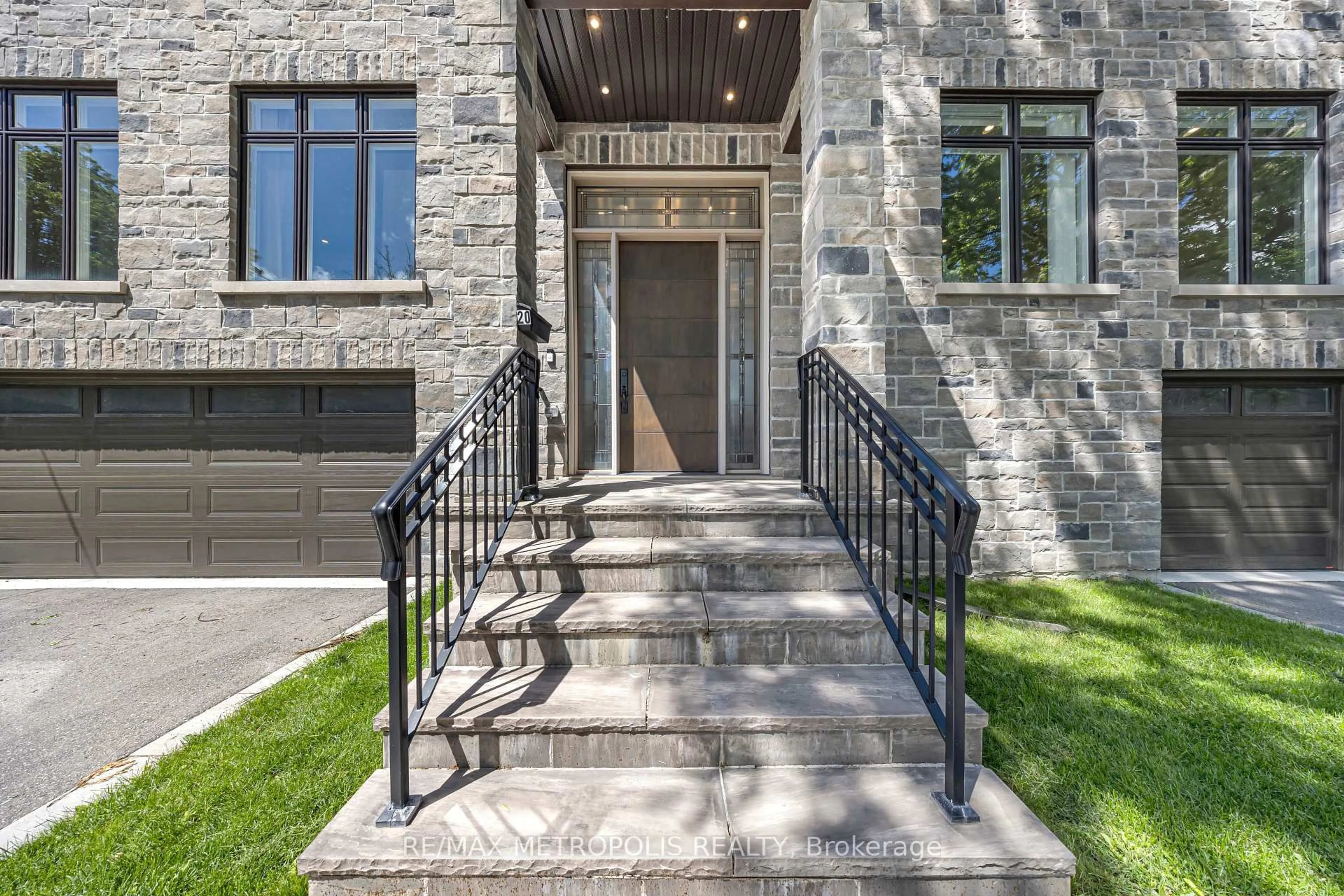 Unknown for 20 Nobert Rd, Toronto Ontario M1T 1C1