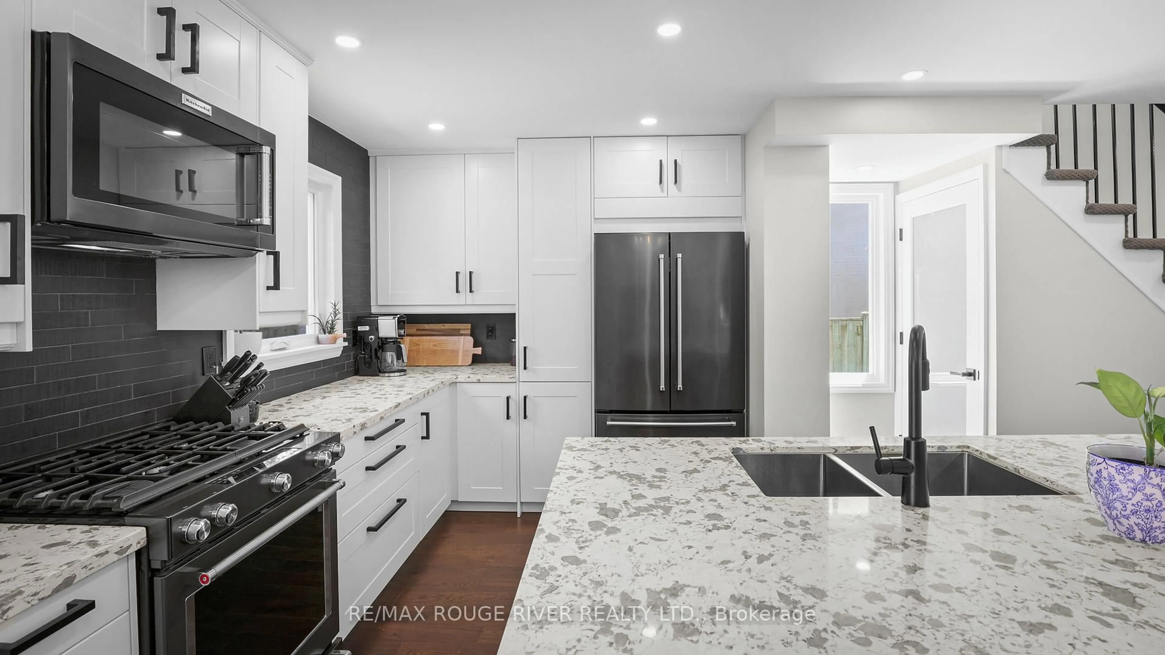 Contemporary kitchen, ceramic/tile floor for 688 Beckworth Sq, Pickering Ontario L1V 3X4