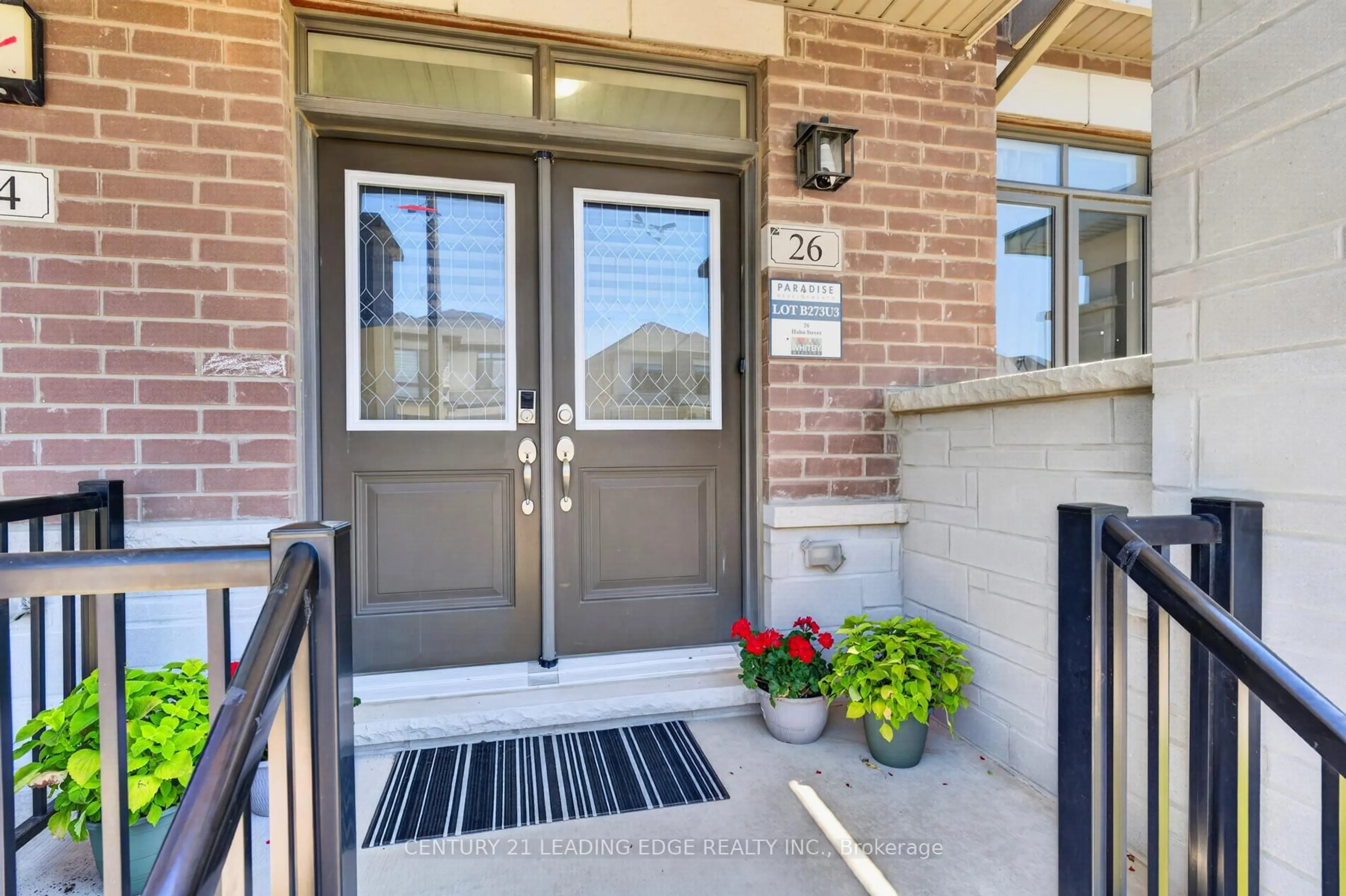 Indoor entryway for 26 Hahn St, Whitby Ontario L1P 0H1