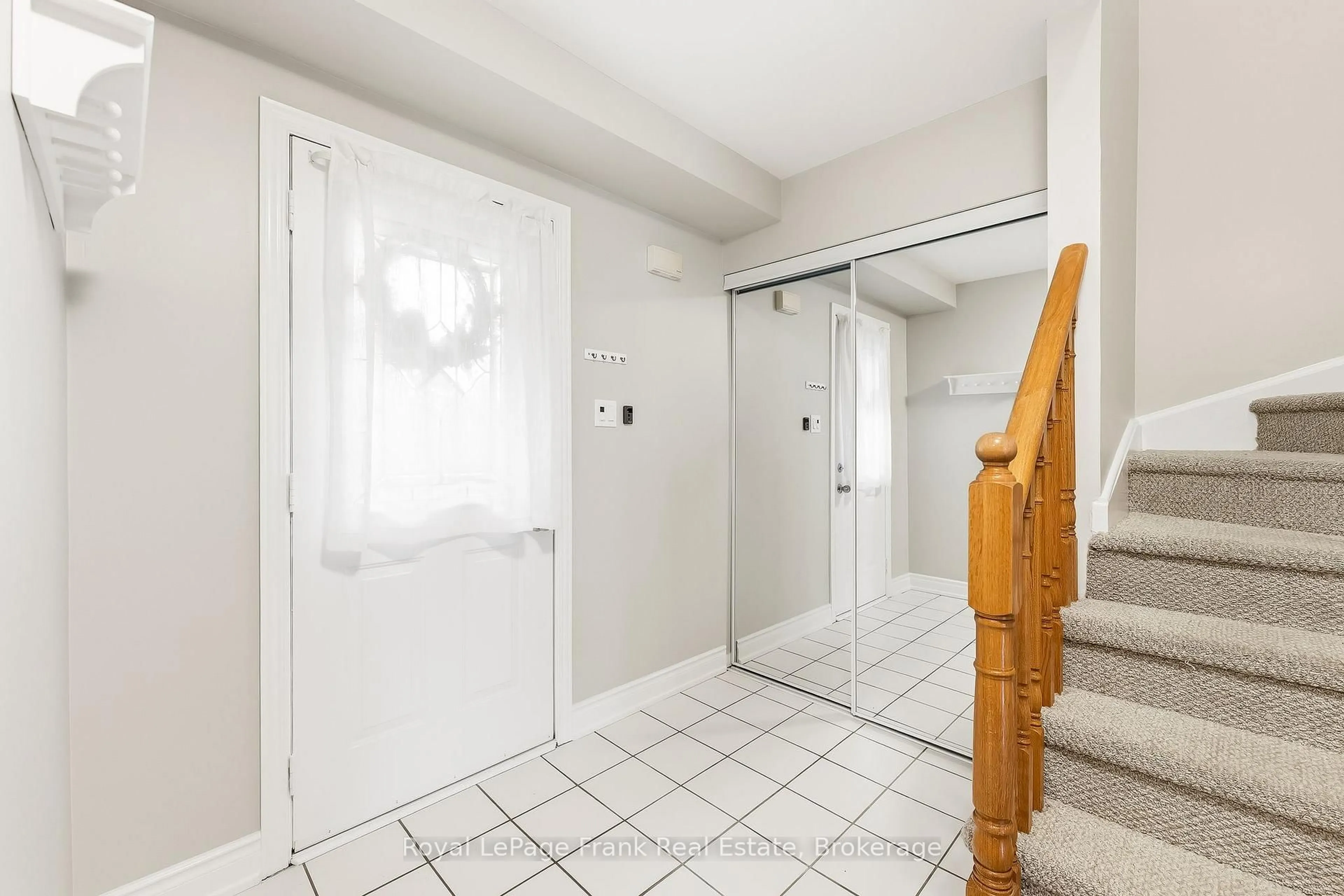 Unknown for 41 Landerville Lane, Clarington Ontario L1C 4W8