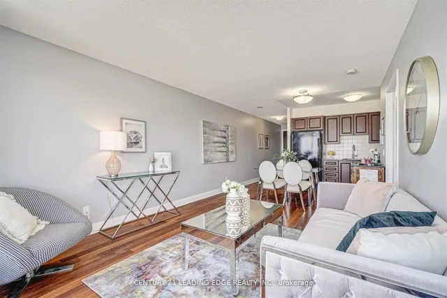 135 Village Green Sq #2415, Toronto 2