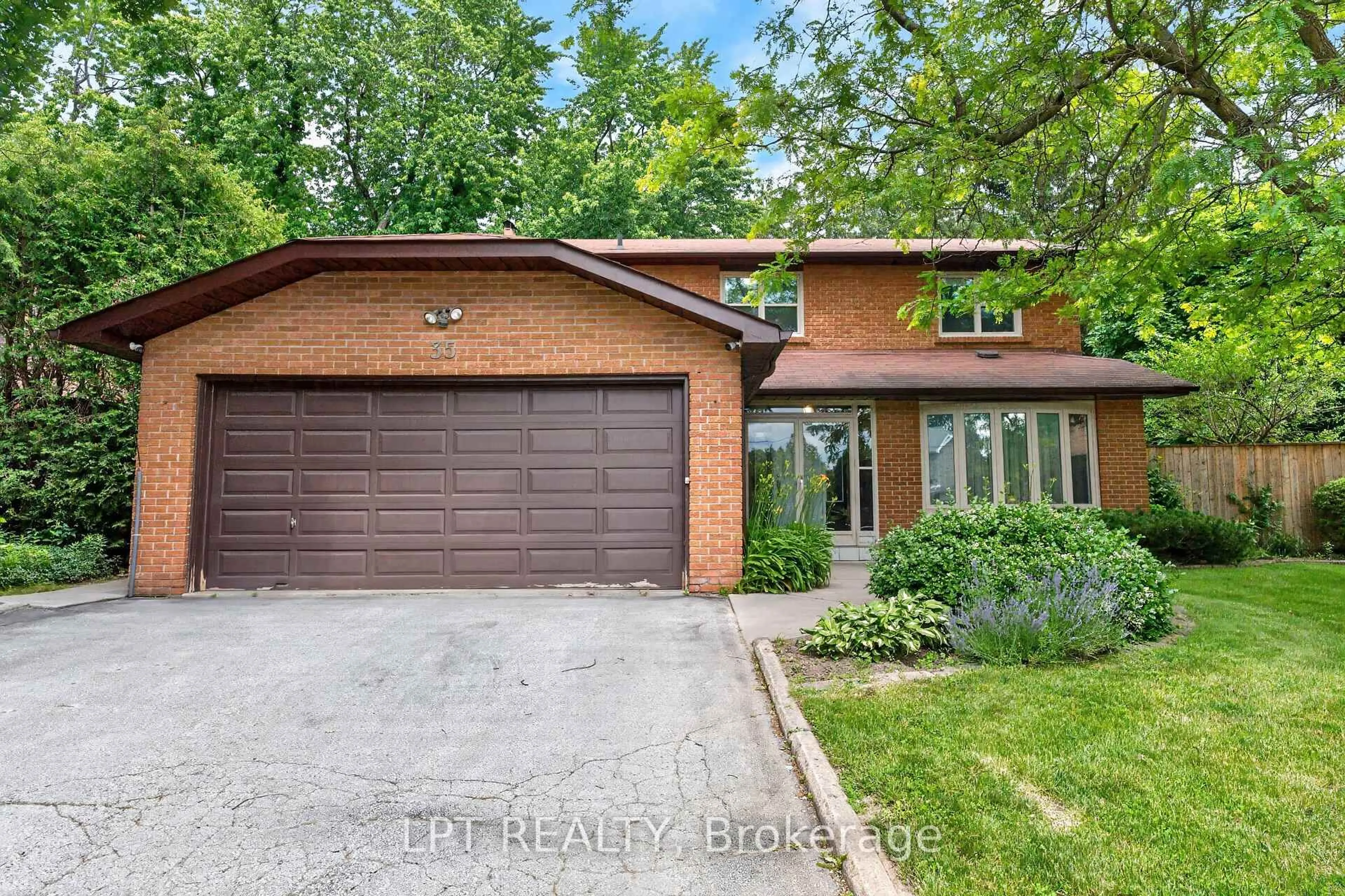 Home with brick exterior material, street for 35 Kilchurn Castle Dr, Toronto Ontario M1T 2W3