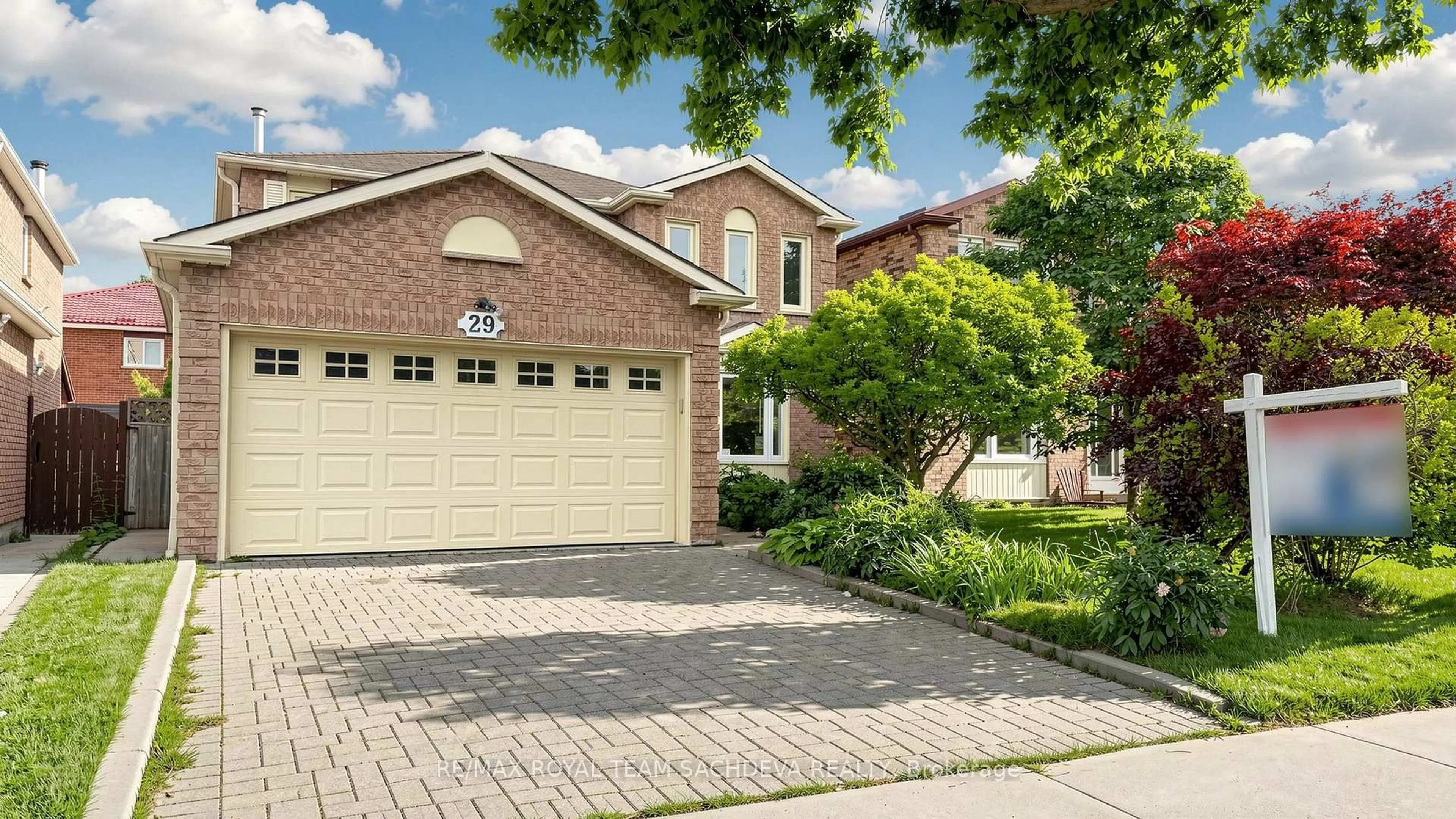 Home with brick exterior material, street for 29 Muirbank Blvd, Toronto Ontario M1C 4T7