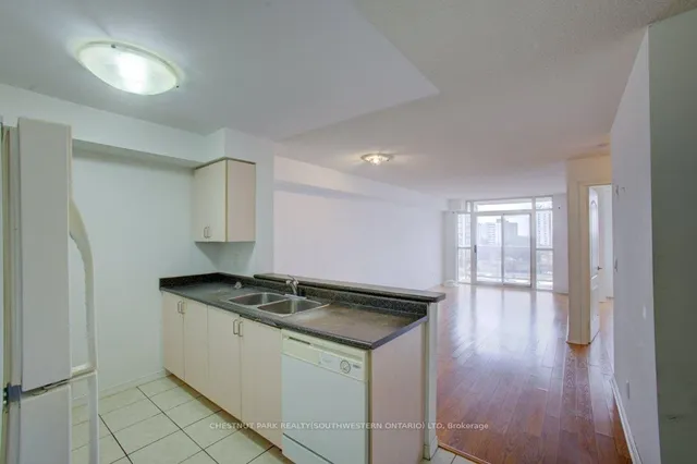 3650 Kingston Rd #802, Toronto 4