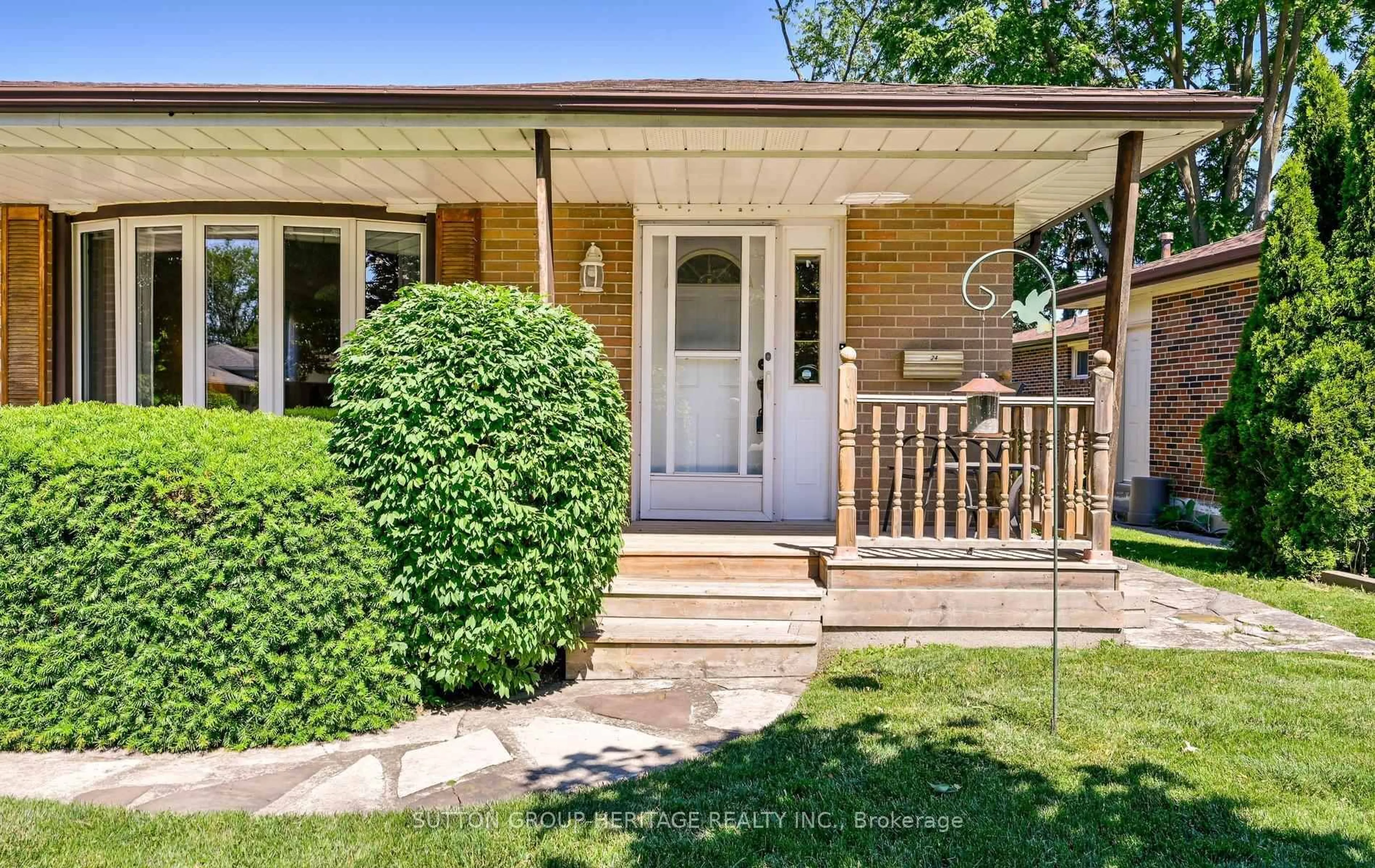 Home with brick exterior material, street for 24 Conference Blvd, Toronto Ontario M1C 2E3