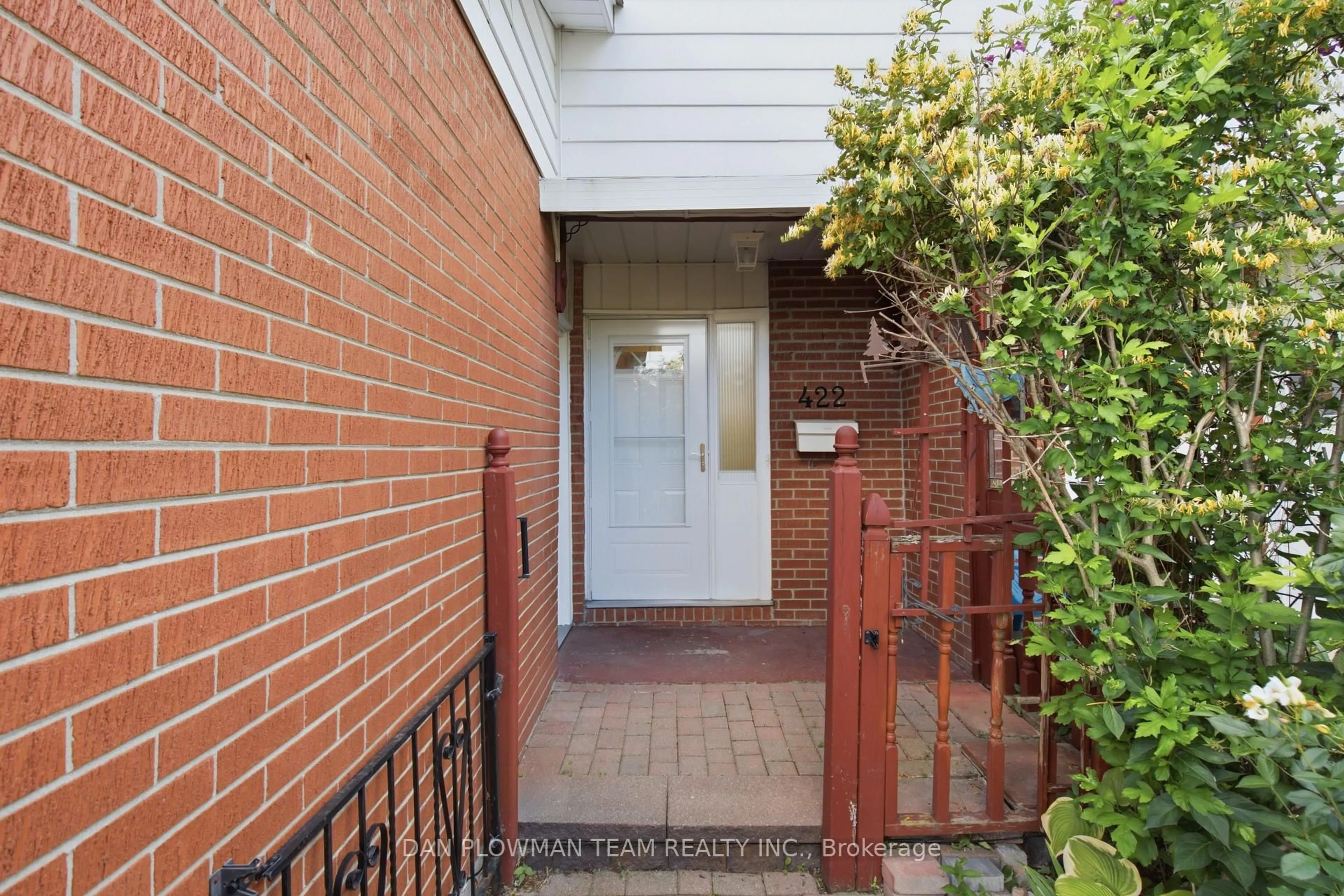 Unknown for 422 Lanark Dr, Oshawa Ontario L1J 6H6