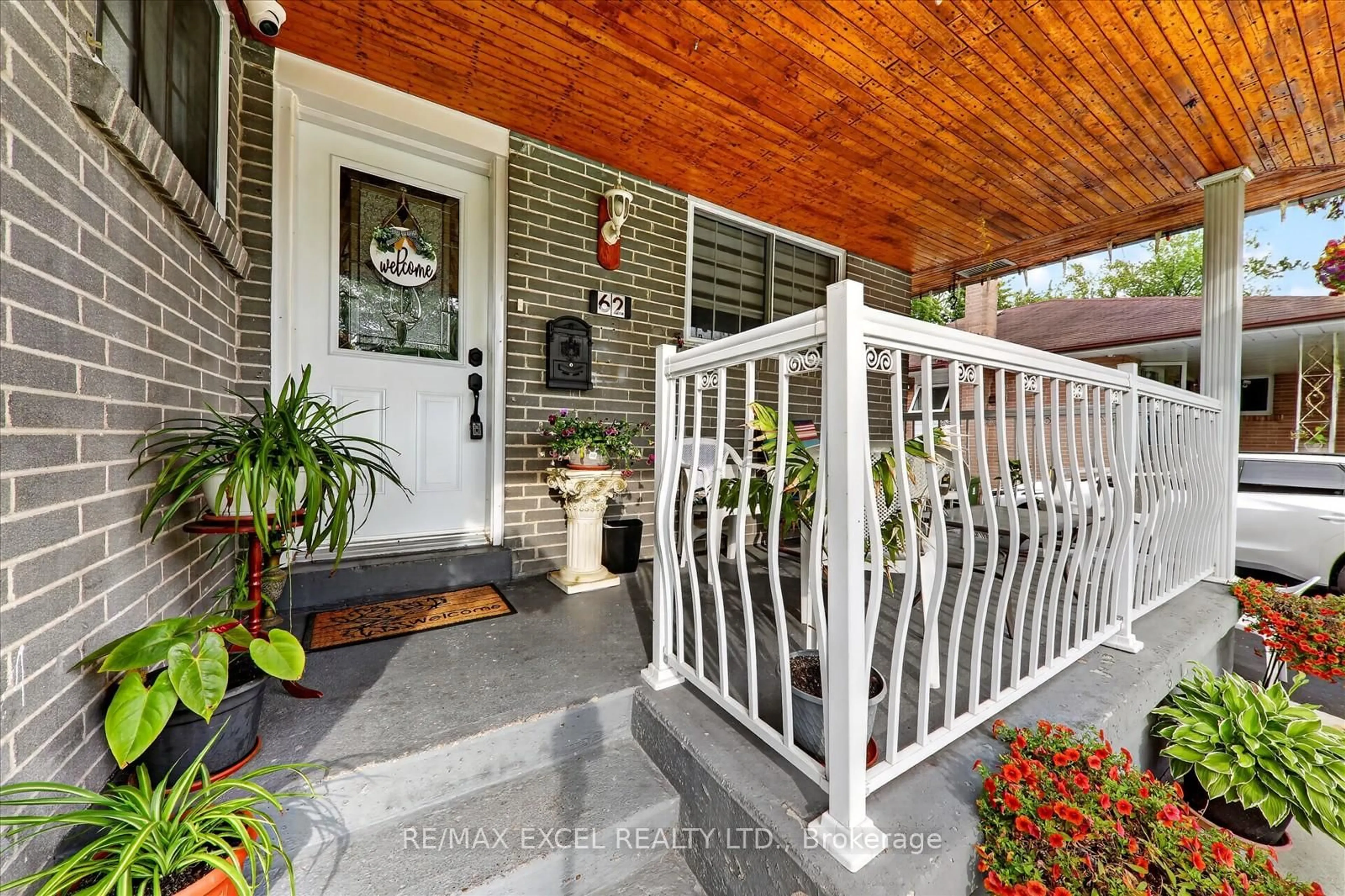 Indoor entryway for 62 Sundance Cres, Toronto Ontario M1G 2M2