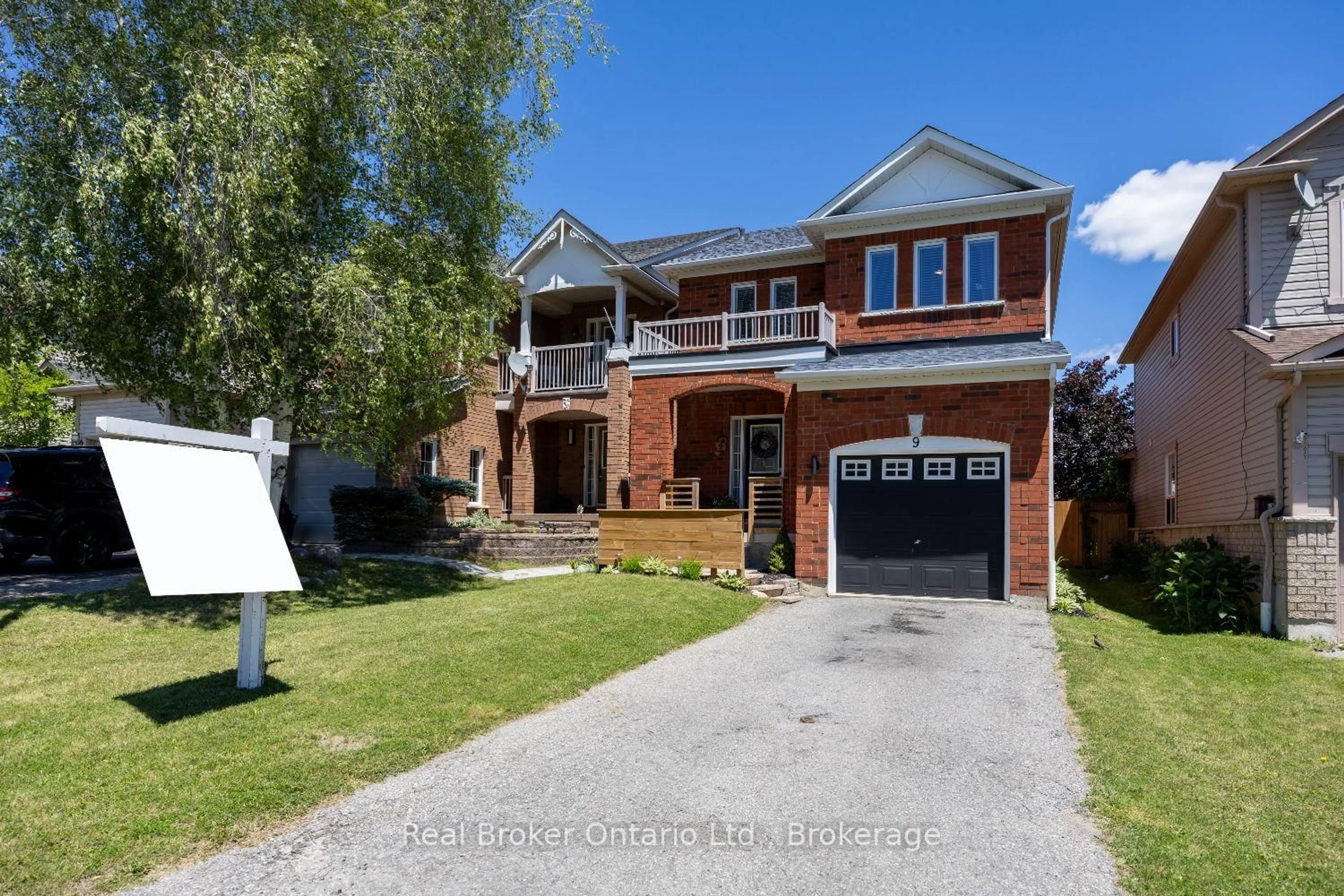 Home with brick exterior material, street for 9 Candlebrook Dr, Whitby Ontario L1R 2V4