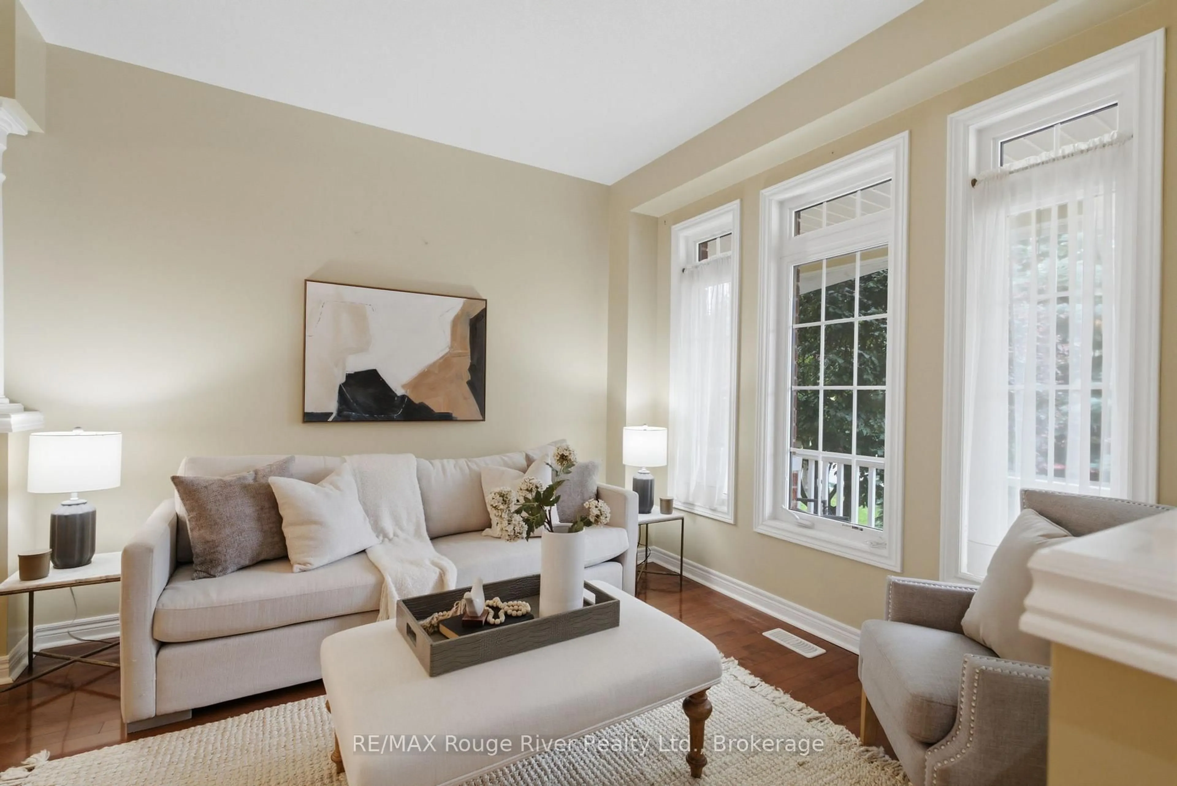 Living room with furniture, unknown for 12 Covington Dr, Whitby Ontario L1M 2K6