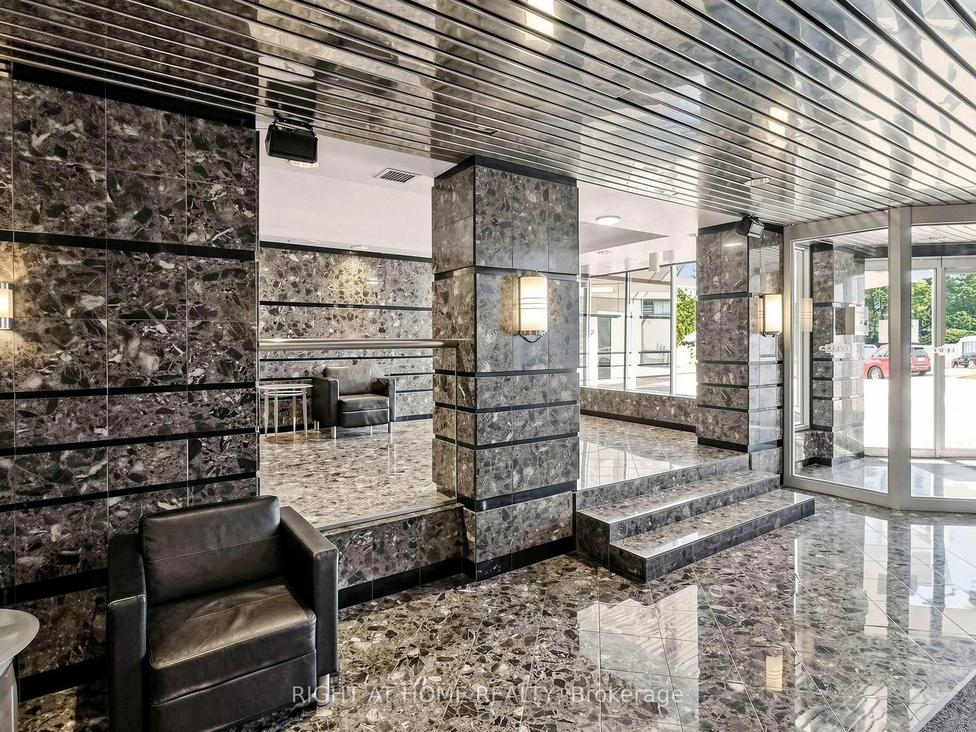 Lobby for 4725 Sheppard Ave #Ph6, Toronto Ontario M1S 5B2