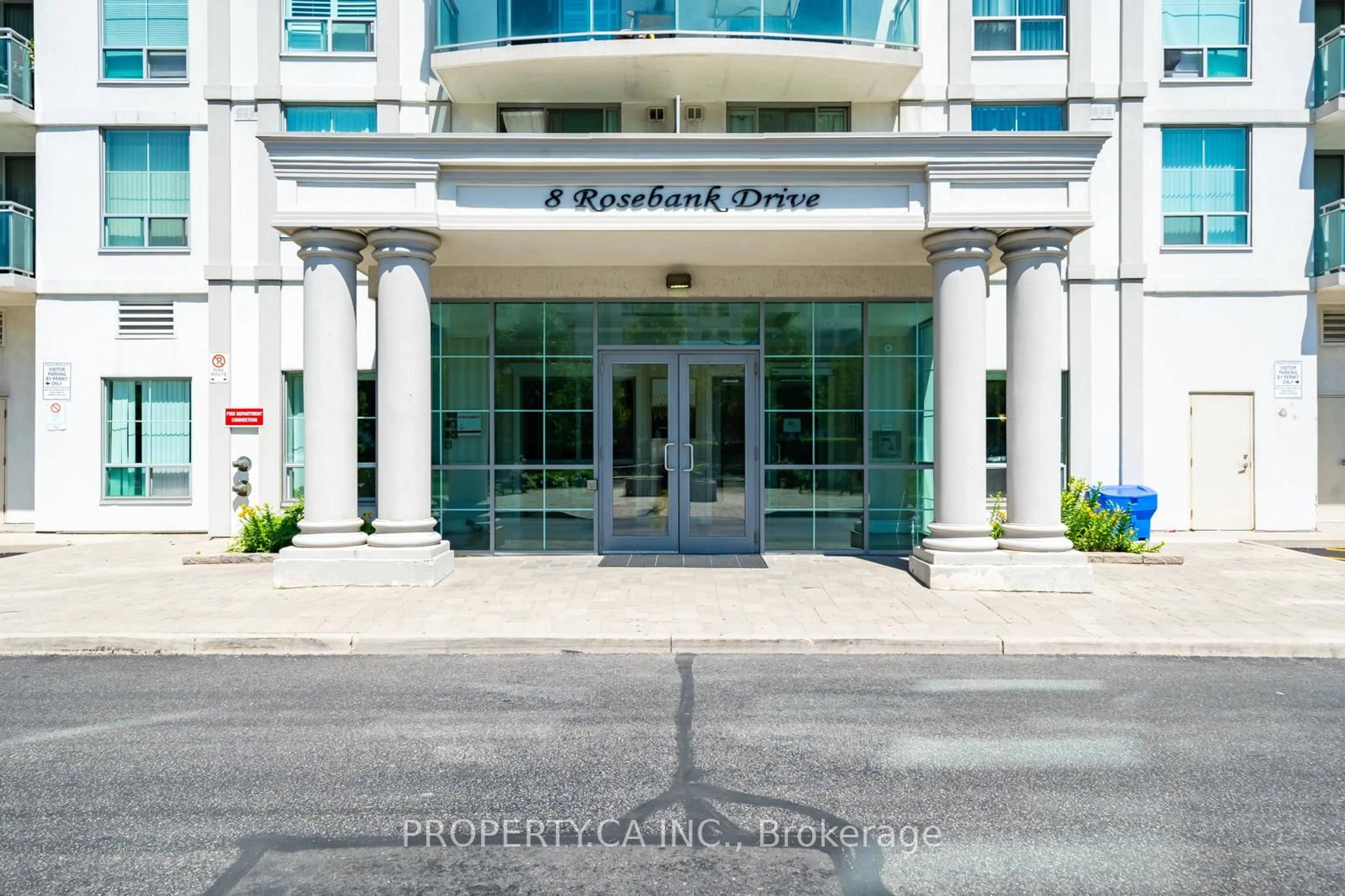 Indoor foyer for 8 Rosebank Dr #9H, Toronto Ontario M1B 5Z3